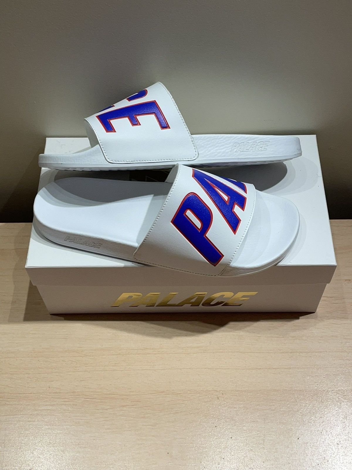 Palace Sliders White