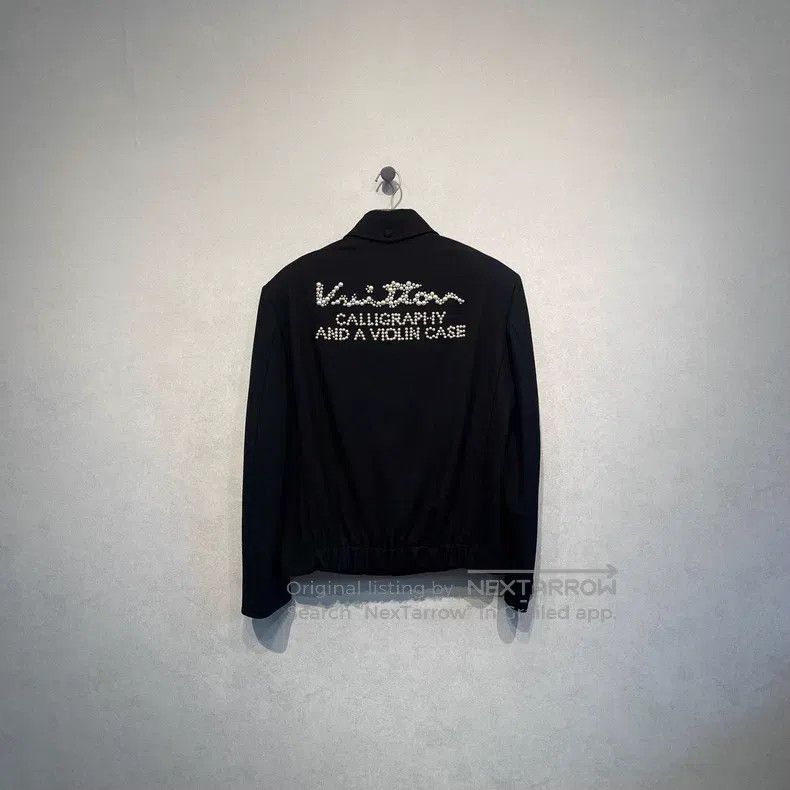 Louis Vuitton Back pearl button logo blazer jacket