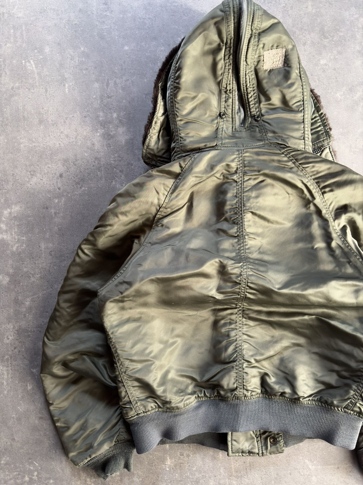 Alpha Industries 80s/90s Alpha Industries N-2B Hooded Vintage Bomber Jacket L Size US XL / EU 56 / 4 - 14 Thumbnail