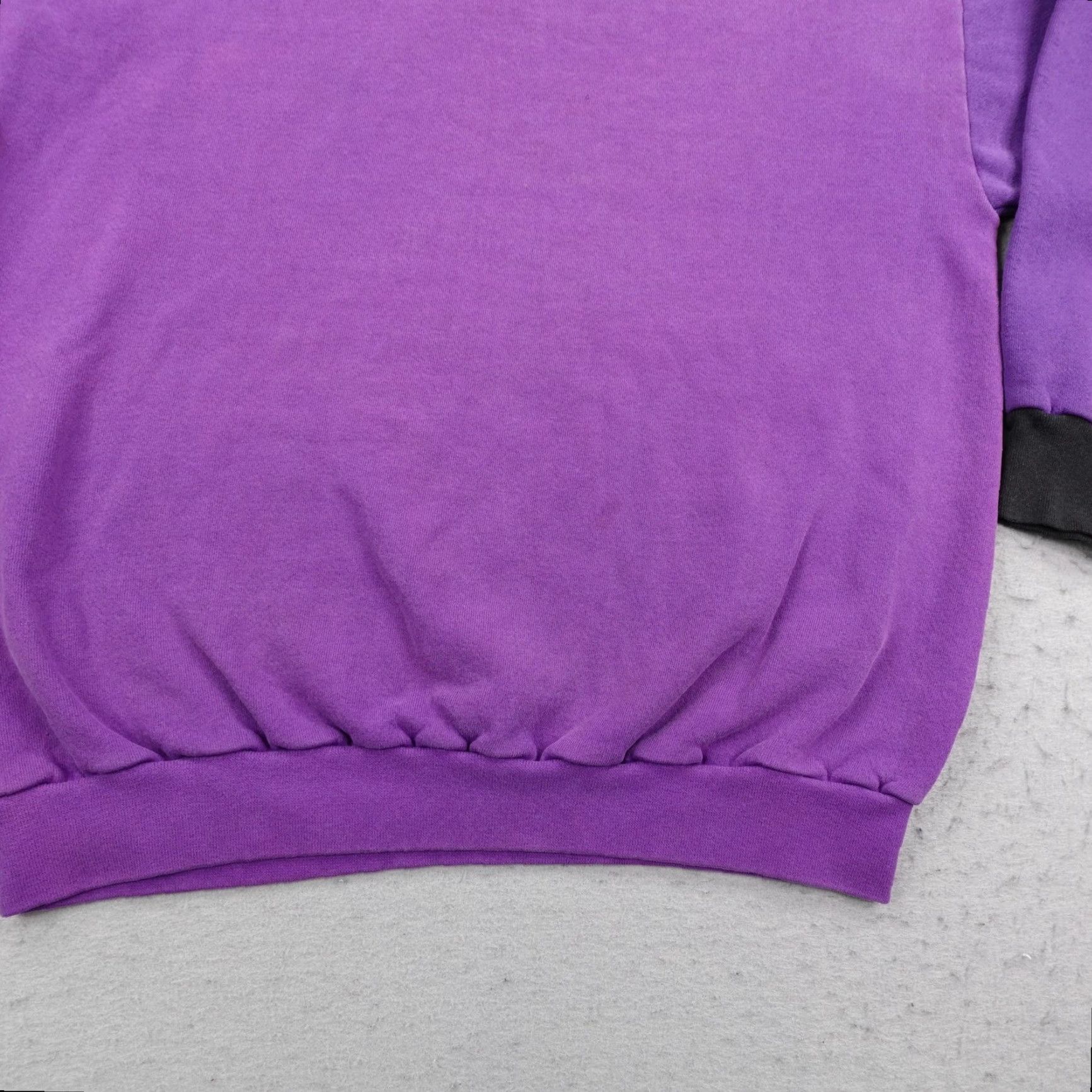 Logo Athletic VINTAGE Logo Athletic Sweatshirt Mens Large Purple Crewneck Pullover 90s Cotton Polyester Fleece Size US L / EU 52-54 / 3 - 3 Thumbnail