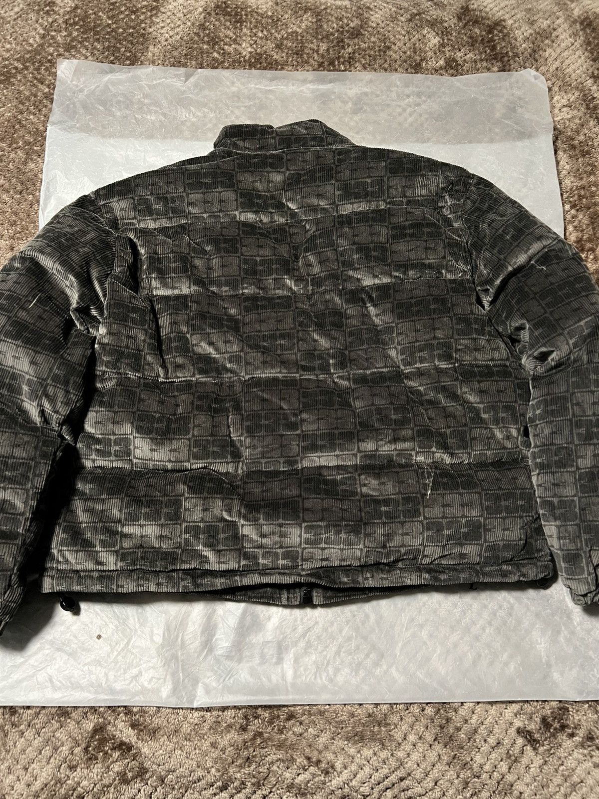Half Evil HALF EVIL - 333 PUFFER (BLACK/GREY) LARGE Size US L / EU 52-54 / 3 - 9 Thumbnail