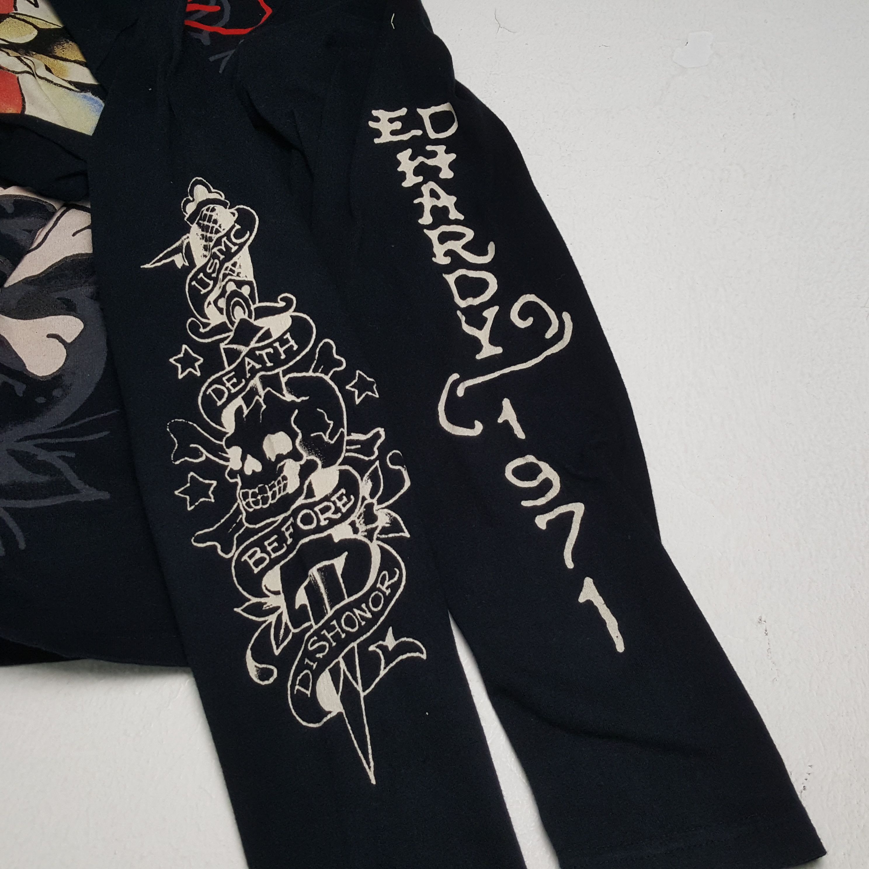 Christian Audigier × Ed Hardy × Vintage Vintage ED-HARDY by CHRISTIAN AUDIGIER Designer Brand Tees Size US S / EU 44-46 / 1 - 7 Thumbnail