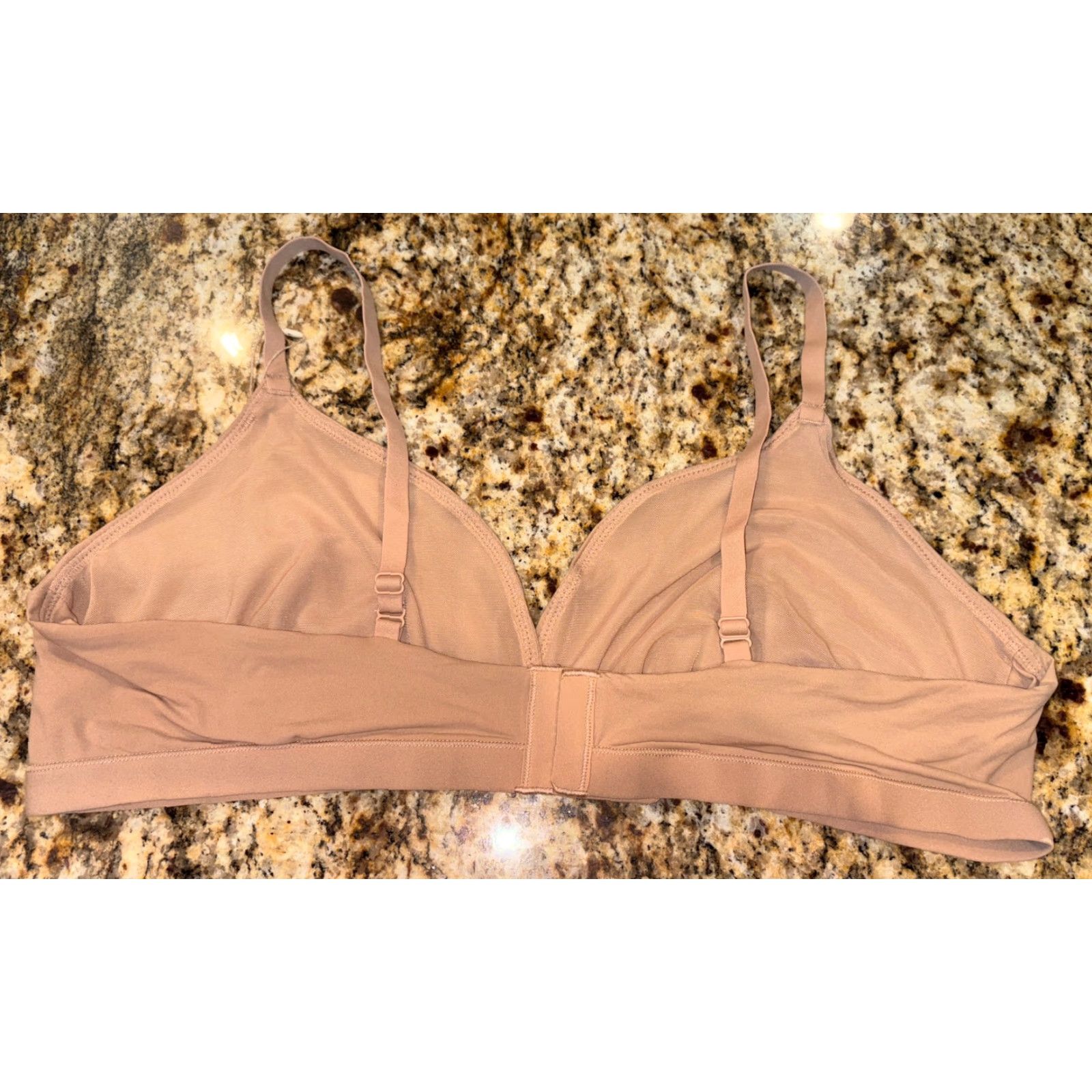 SKIMS SKIMS Fits Everybody Crossover Bralette 4XL Clay Wireless Fitted Bra Womens Size ONE SIZE - 2 Thumbnail