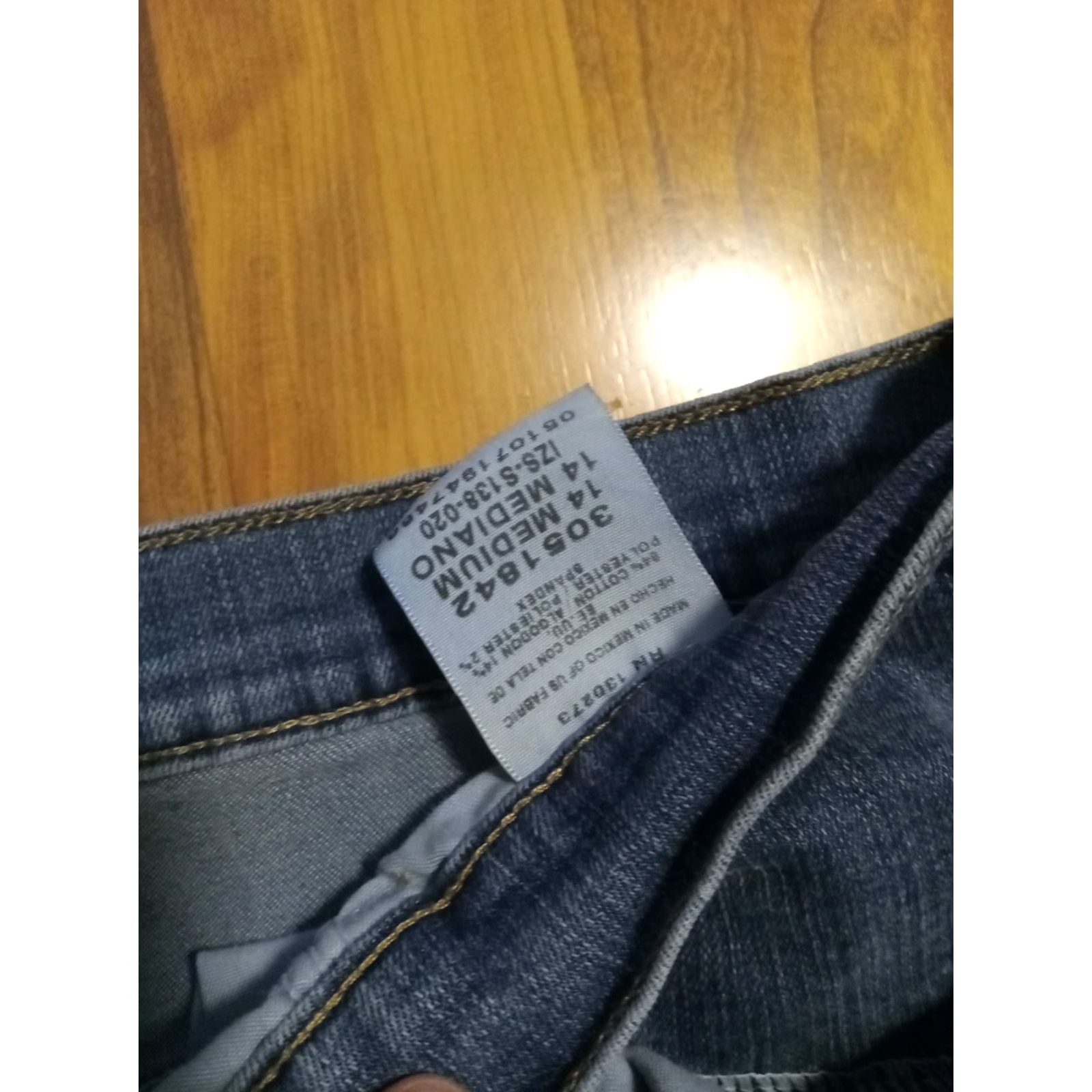 Lee lee relaxed jeans Womens Straight Denim 34" 28" blue size 14 Regular 28 waist Stretchy mid 90s style Size 36" / US 14 / IT 50 - 3 Thumbnail
