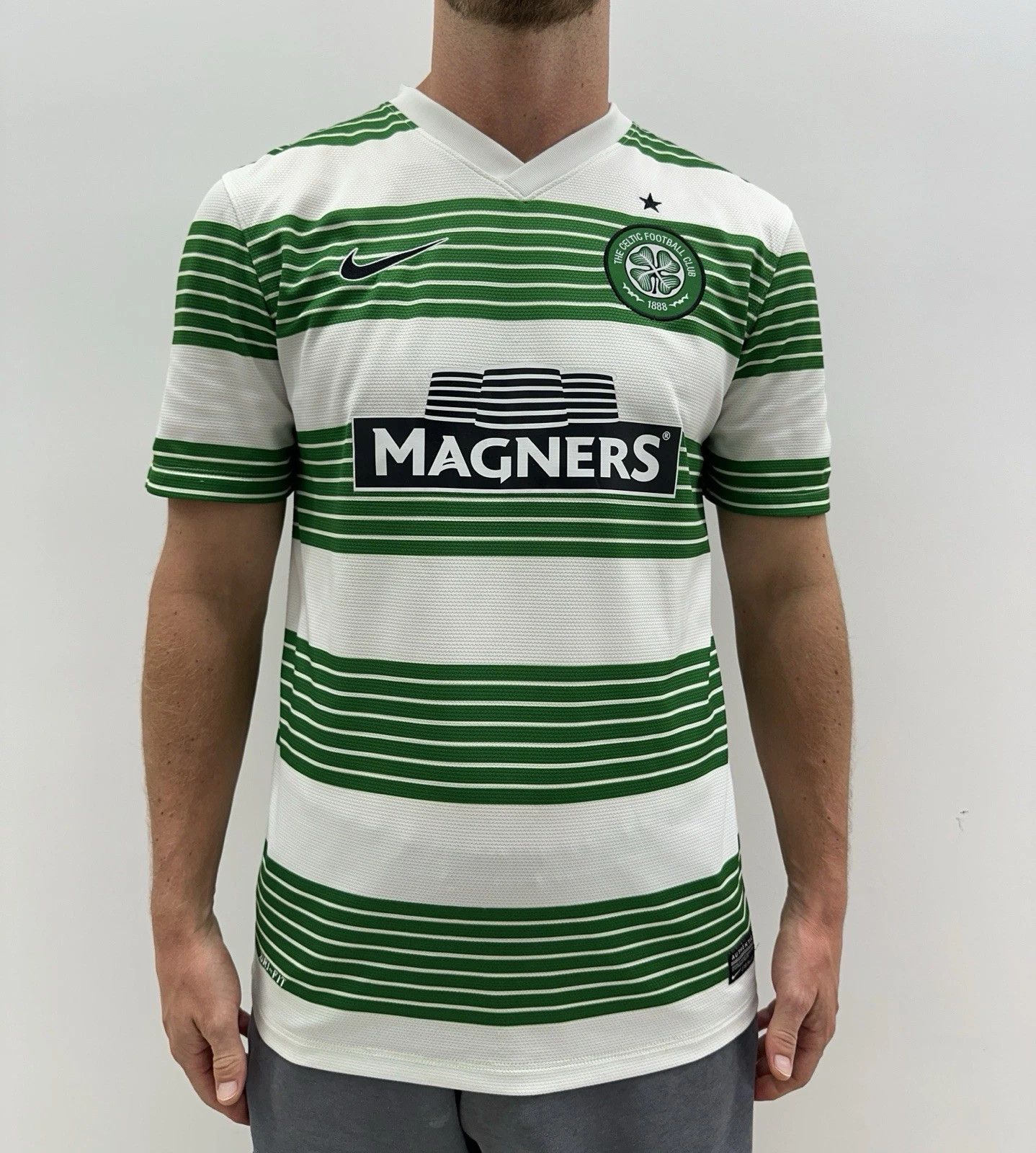 Nike Celtic Glasgow 2013 2014 Home Jersey Adidas Soccer Football Size US S / EU 44-46 / 1 - 1 Thumbnail
