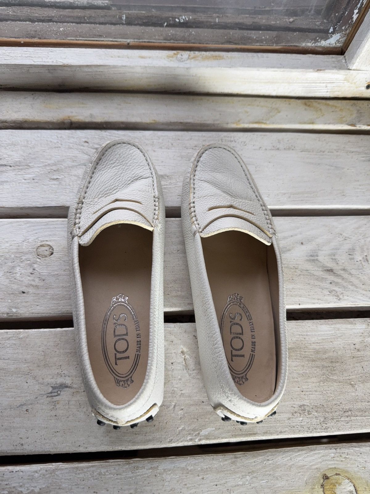 Tod's Tod’s Gommino Pebble Leather Driving Loafers Wmns US6.5 Size US 6.5 / IT 36.5 - 18 Thumbnail