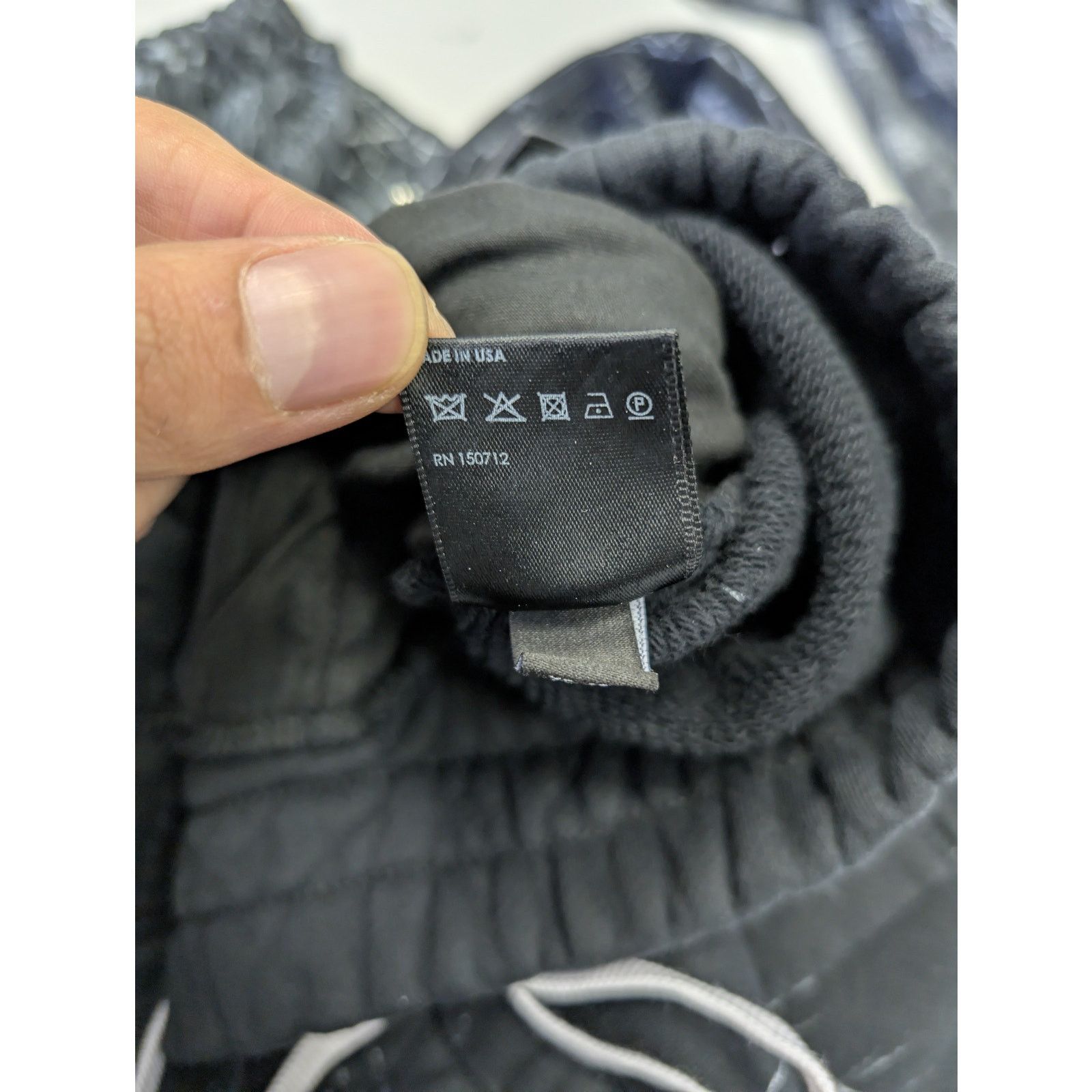 Amiri o1rshd1 Q:2 / Cracked Dye Logo Sweatpants / Joggers in Black Size US 36 / EU 52 - 17 Thumbnail