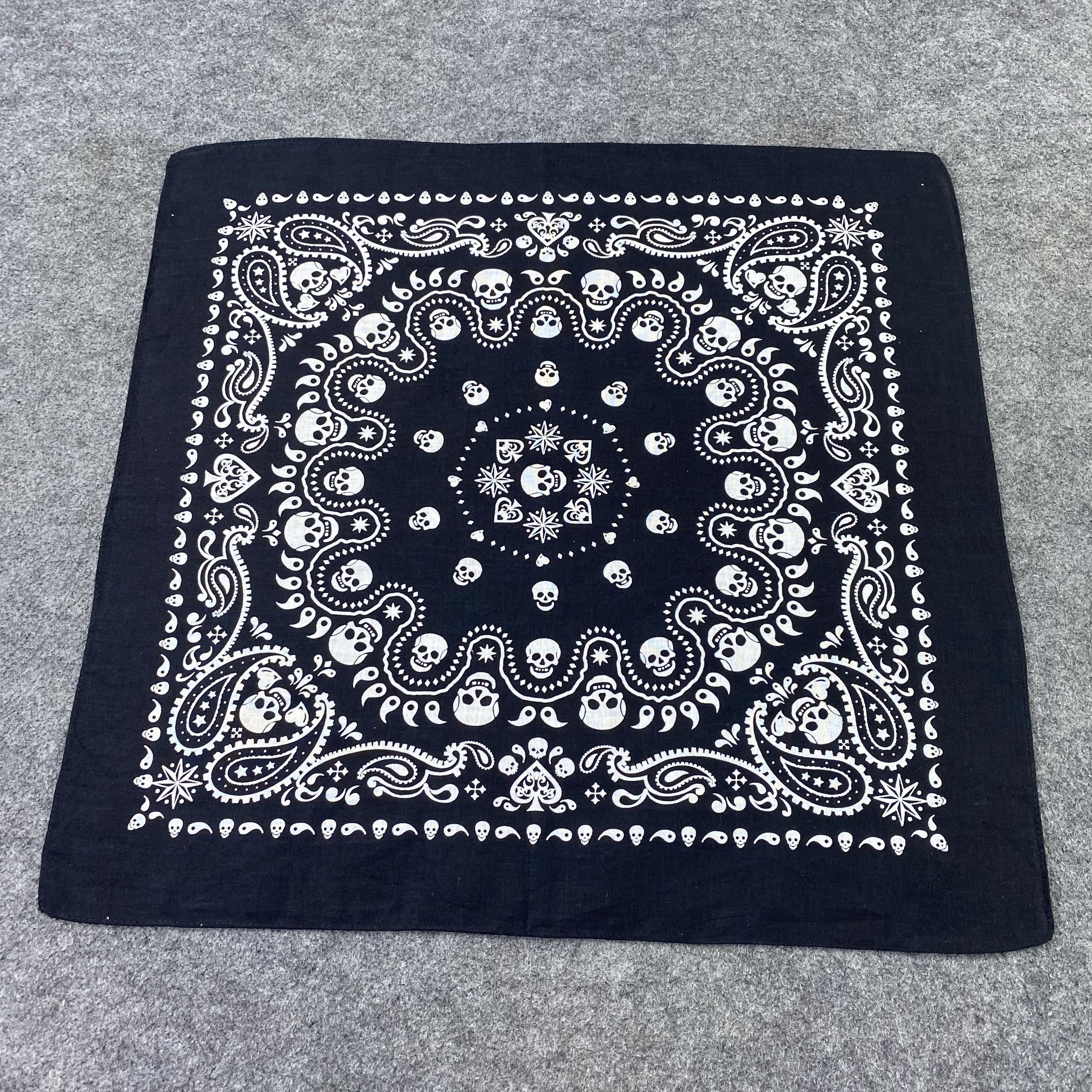 Vintage Skulls Paisley Bandana Neckerchief Handkerchief-B1399 Size ONE SIZE - 1 Thumbnail