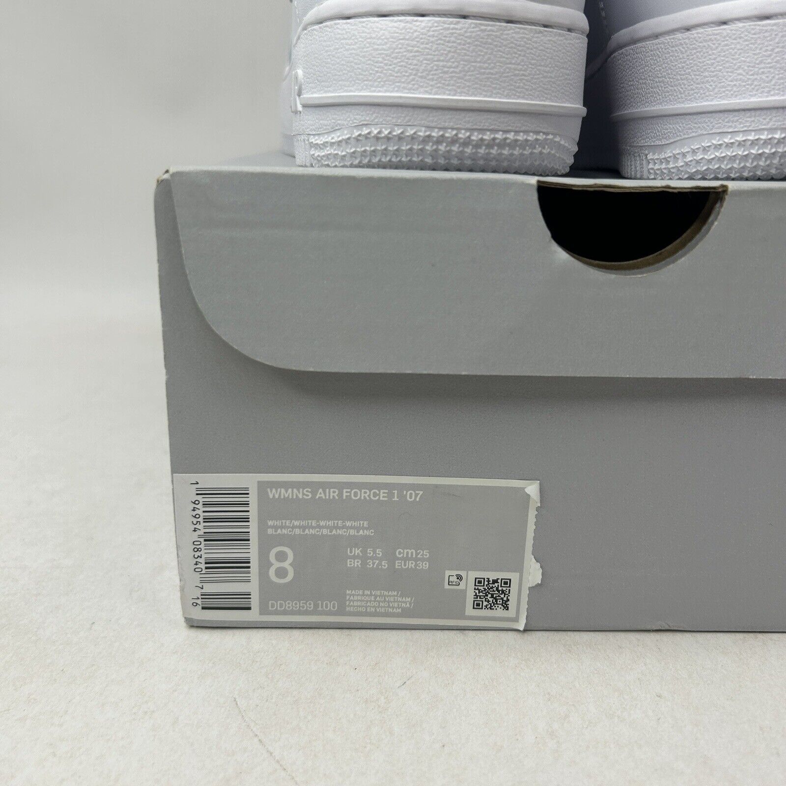 Nike Nike Air Force 1 Low 07’ “Triple White” 2024 Size US 8 / IT 38 - 5 Thumbnail