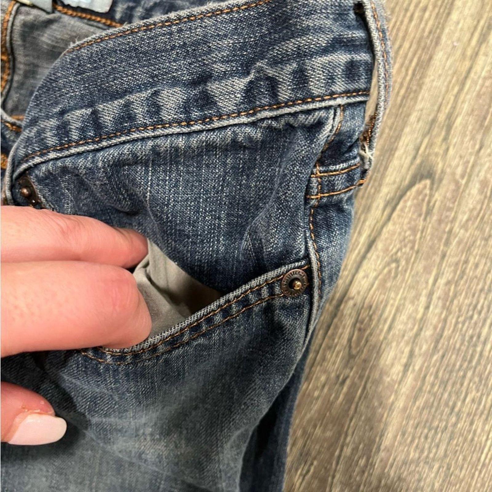 Hollister Hollister & Co Pacific Merchants Cuffed Cropped Jeans Sz 22 Size 34" / US 12 / IT 48 - 9 Thumbnail