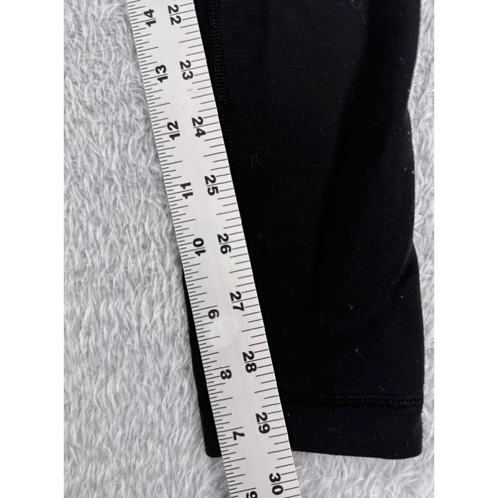 Lululemon Lululemon Wunder Under Pant Womens 6 Black 31" Inseam Yoga Activewear Pants Pockets Zip Pocket Nylon Blended Fabric Read Size 28" / US 6 / IT 42 - 6 Thumbnail