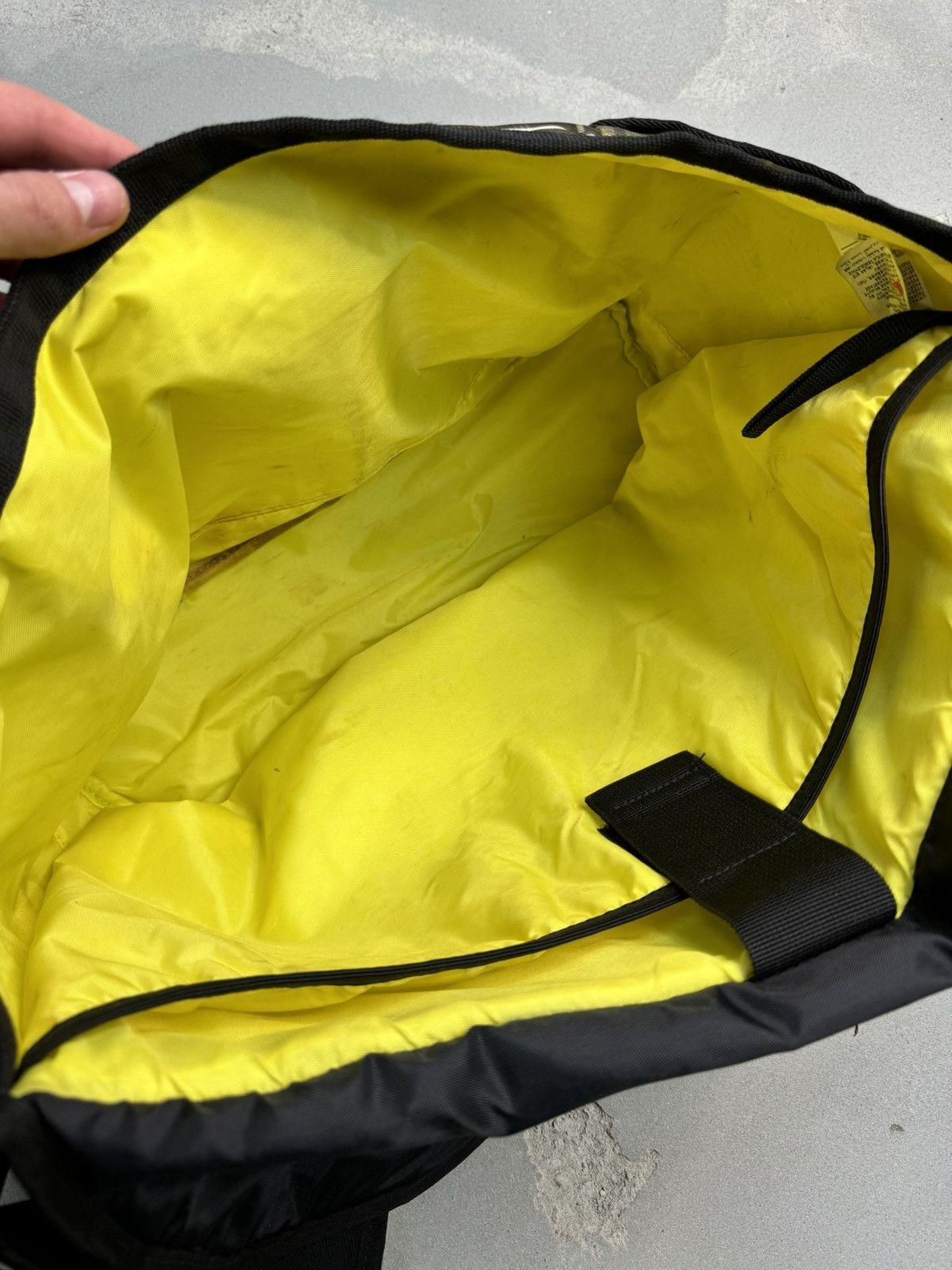 Nike Y2K unisex nike multicompartment utilities messenger bag Size ONE SIZE - 6 Thumbnail