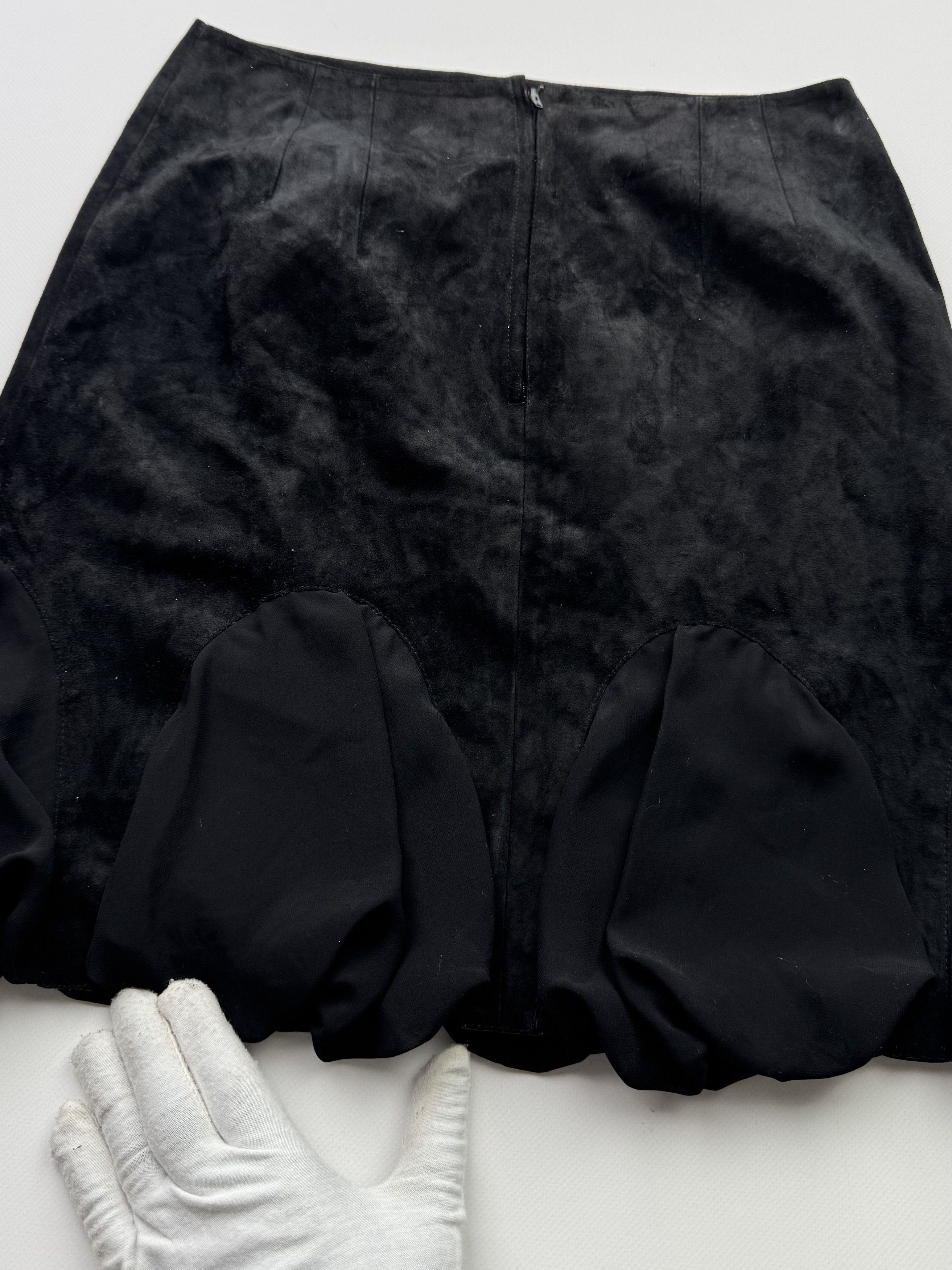 Japanese Brand Vintage Suede Flare Skirt B717(V338)E2 Size 27" / US 4 / IT 40 - 8 Thumbnail