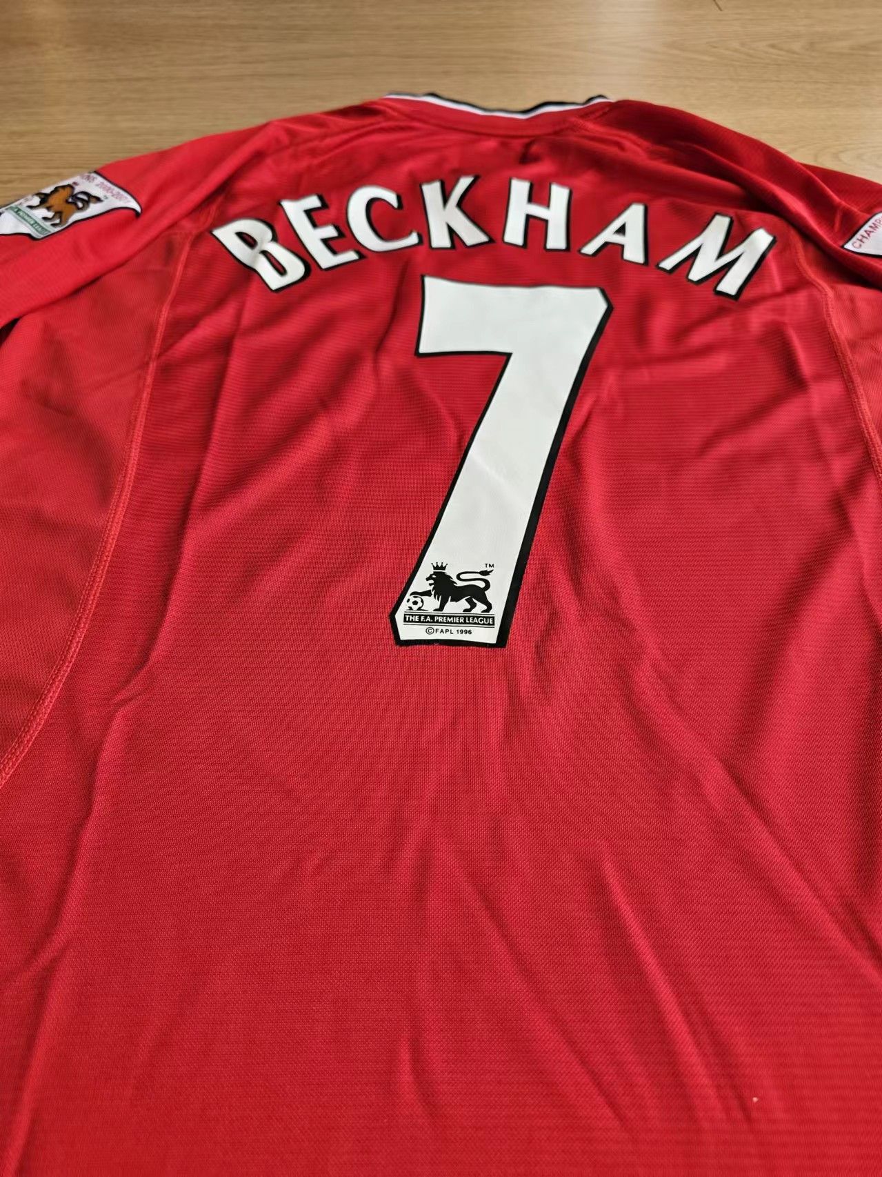 Other 2000 02 Manchester United #7 David Beckham Jersey Size US L / EU 52-54 / 3 - 4 Thumbnail