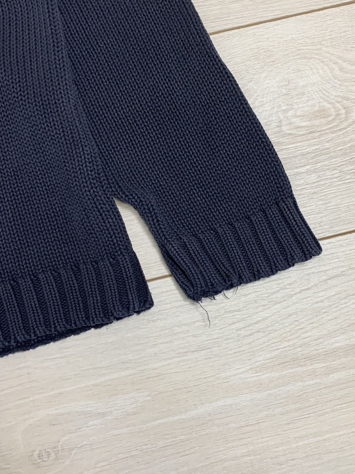 Yves Saint Laurent Vtg Yves Saint Laurent Navy Knit Sweater Fits 2XL-3XL Size US XXL / EU 58 / 5 - 13 Thumbnail