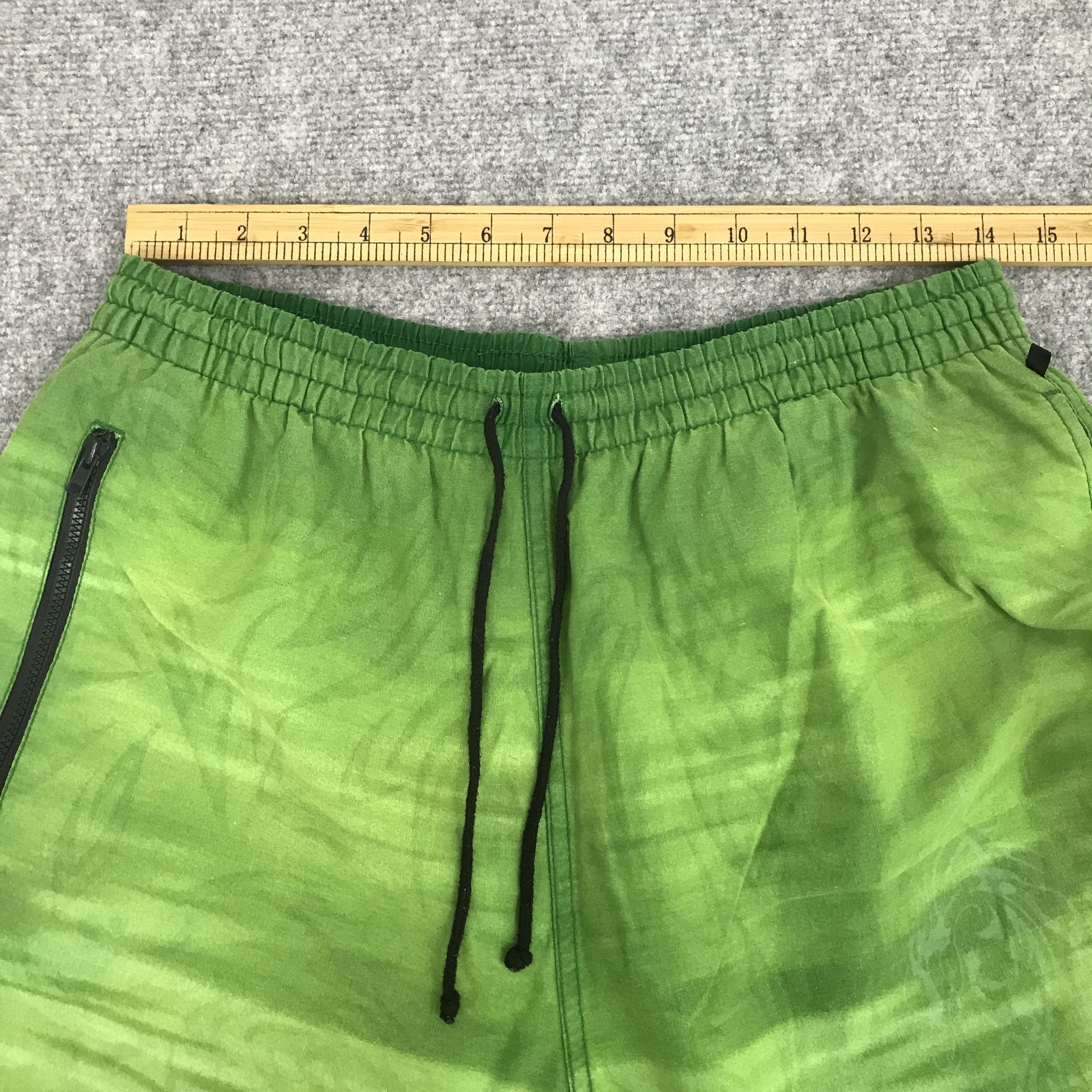 Airwalk × Japanese Brand airwalk Style shorts Green dragon Size US 34 / EU 50 - 5 Thumbnail