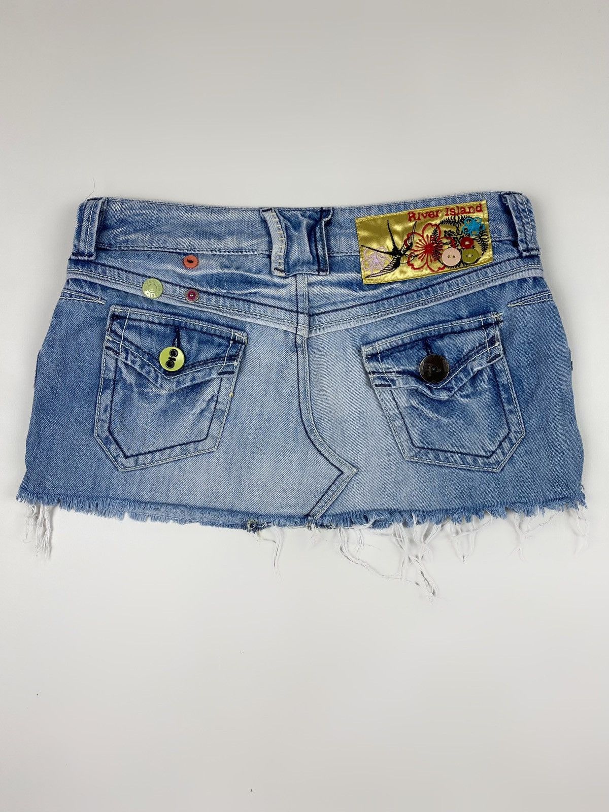 River Island Y2K Vintage River Island Distressed Washed Denim Mini Skirt Size 27" / US 4 / IT 40 - 1 Thumbnail