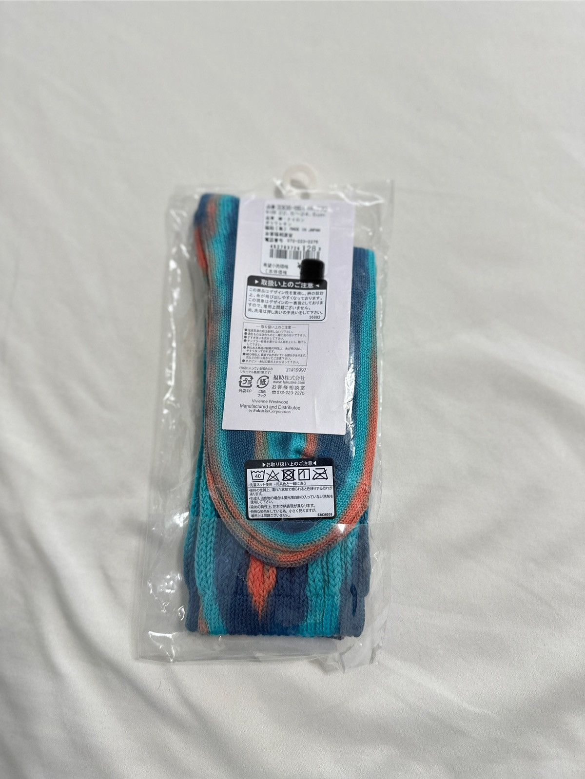 Vivienne Westwood Authentic NWT VIVIENNE WESTWOOD CREW SOCKS TIE-DYE Size ONE SIZE - 2 Thumbnail