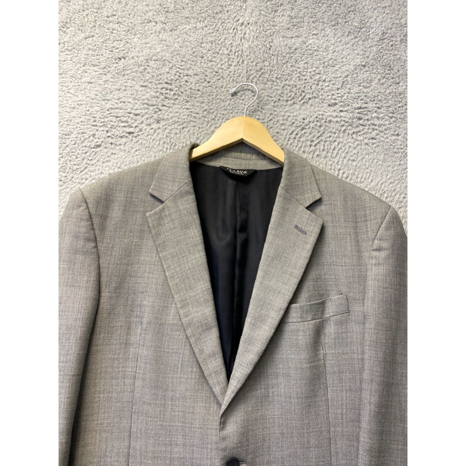 Vintage Jos A Bank Gray Blazer Men 41 L Wool Pincord Tuxedo Style Single-Breasted 2-Button Notch Lining Polyester Dry Clean Only Vintage No All Occasion Mens Size 42R - 2 Thumbnail