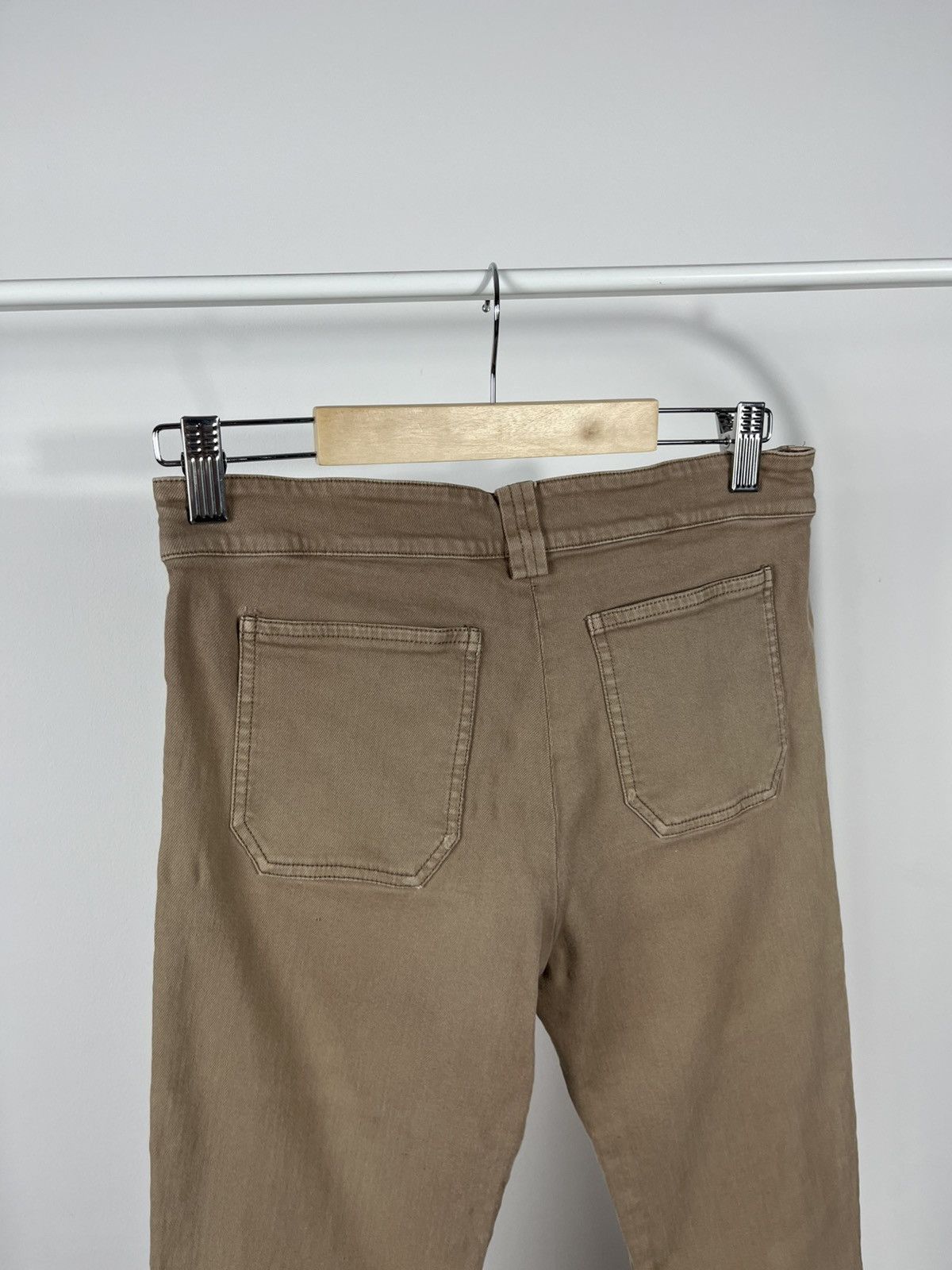 Balenciaga Balenciaga Pants Beige Slim Tapered Cotton Trousers Size 38 Size 26" / US 2 / IT 38 - 11 Thumbnail