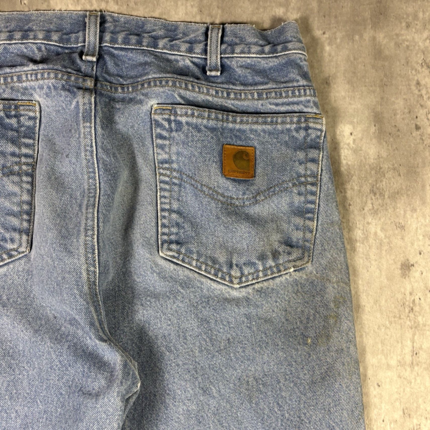 Carhartt VINTAGE Carhartt Jeans Light Blue Wash Straight Leg 34x36 Men Denim USA 90s Cotton Relaxed Regular Inseam 36" B18 STW Size US 34 / EU 50 - 6 Thumbnail