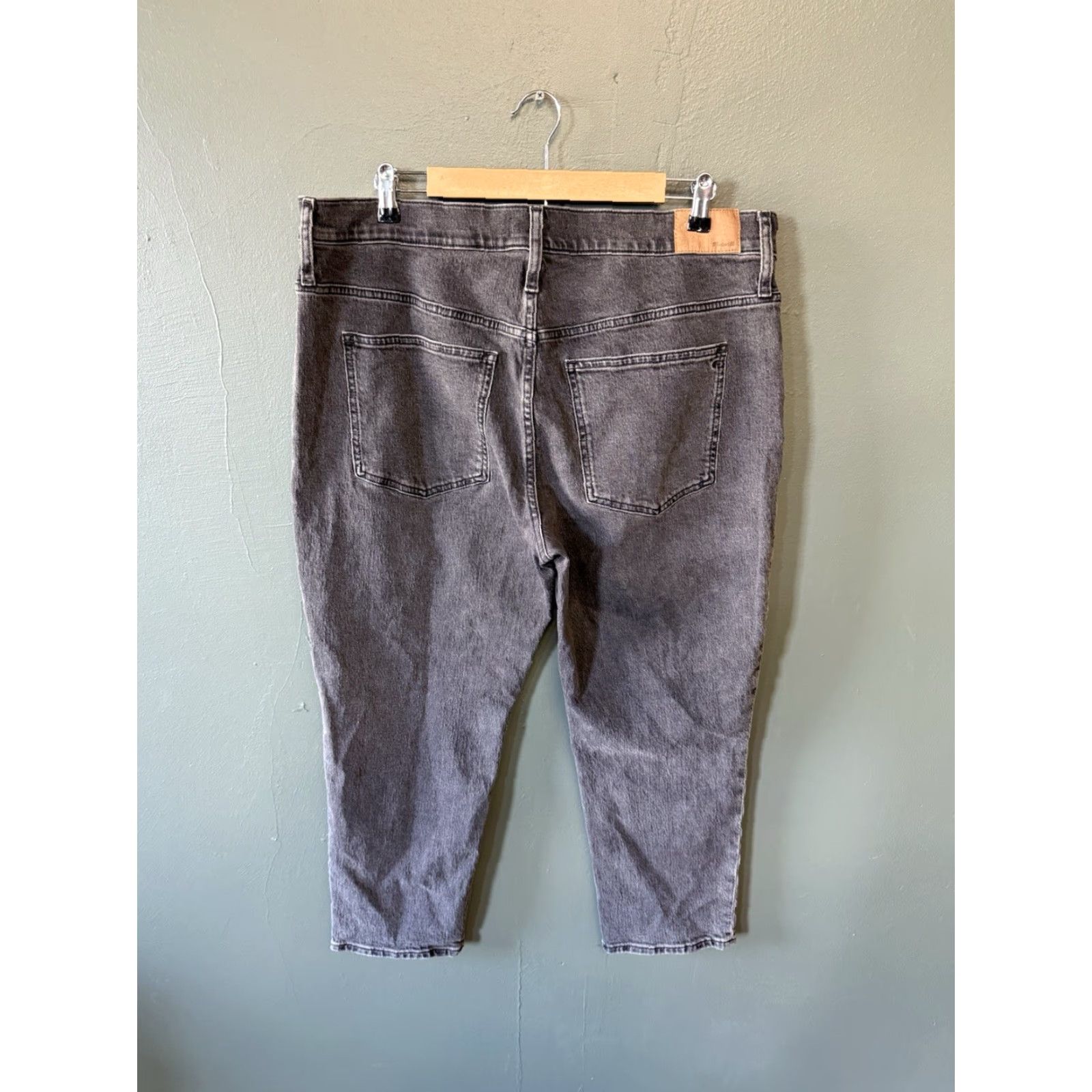 Madewell VINTAGE Madewell Womens Jeans Black Cropped Denim 33P Petite Size 20W 24in Inseam Tapered Size 24" / US 00 / IT 34 - 2 Thumbnail
