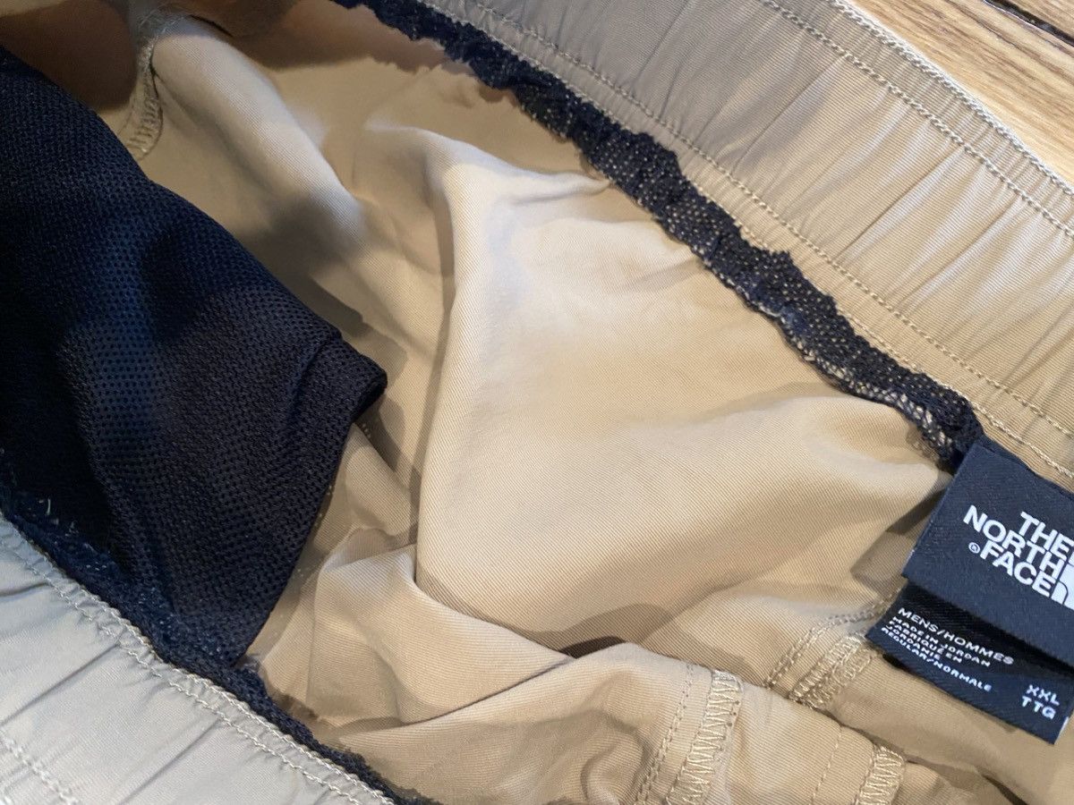 The North Face Xxl north face shorts Size US 42 / EU 58 - 5 Thumbnail