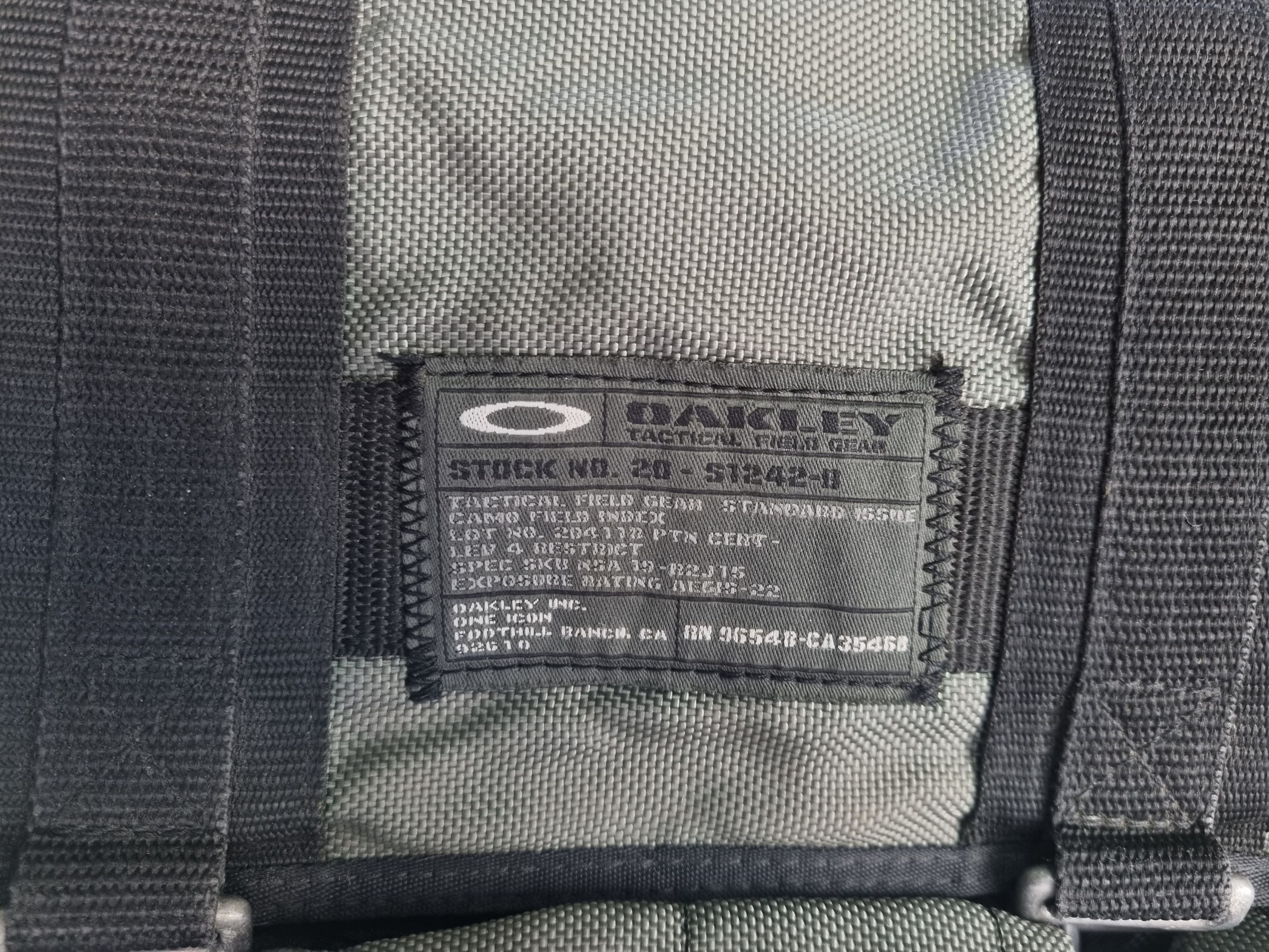 Oakley Iconic Oakley Tactical MultiPockets Messenger Laptop Bag Size ONE SIZE - 7 Thumbnail