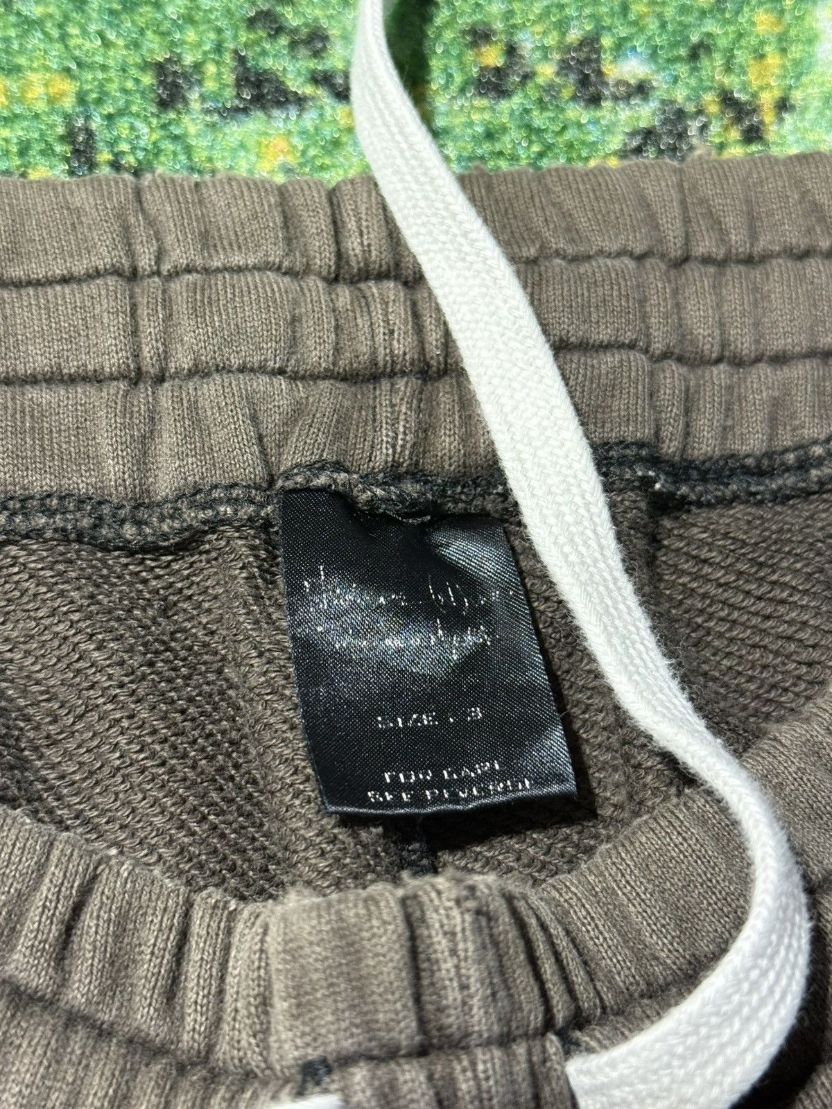 Number (N)ine Number (N)ine SS05 “Nightcrawler” Multi-Pocket Cargo Capris Size US 30 / EU 46 - 12 Thumbnail