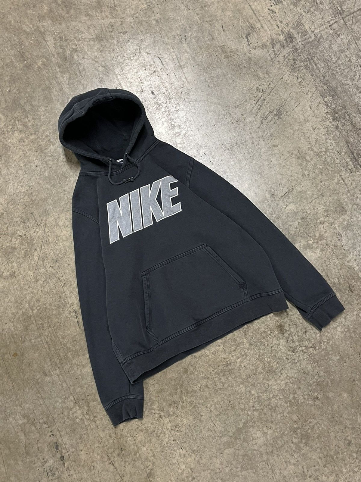 Nike × Vintage Vintage Nike spell out hoodie streetwear hype rare y2k Size US L / EU 52-54 / 3 - 2 Thumbnail