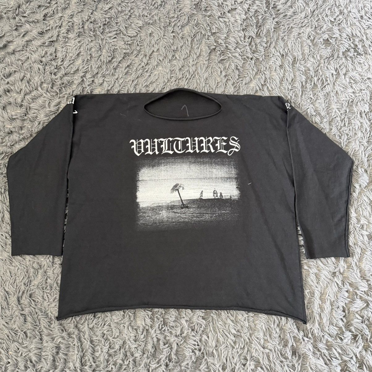 Kanye West Kanye west vultures long sleeve size 1 Size US M / EU 48-50 / 2 - 1 Thumbnail