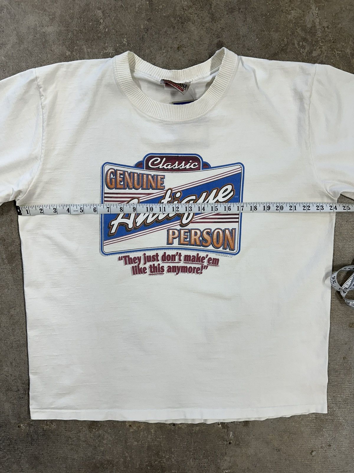 Vintage Vintage 90s Genuine Antique Person Funny T-Shirt Size US XL / EU 56 / 4 - 8 Thumbnail
