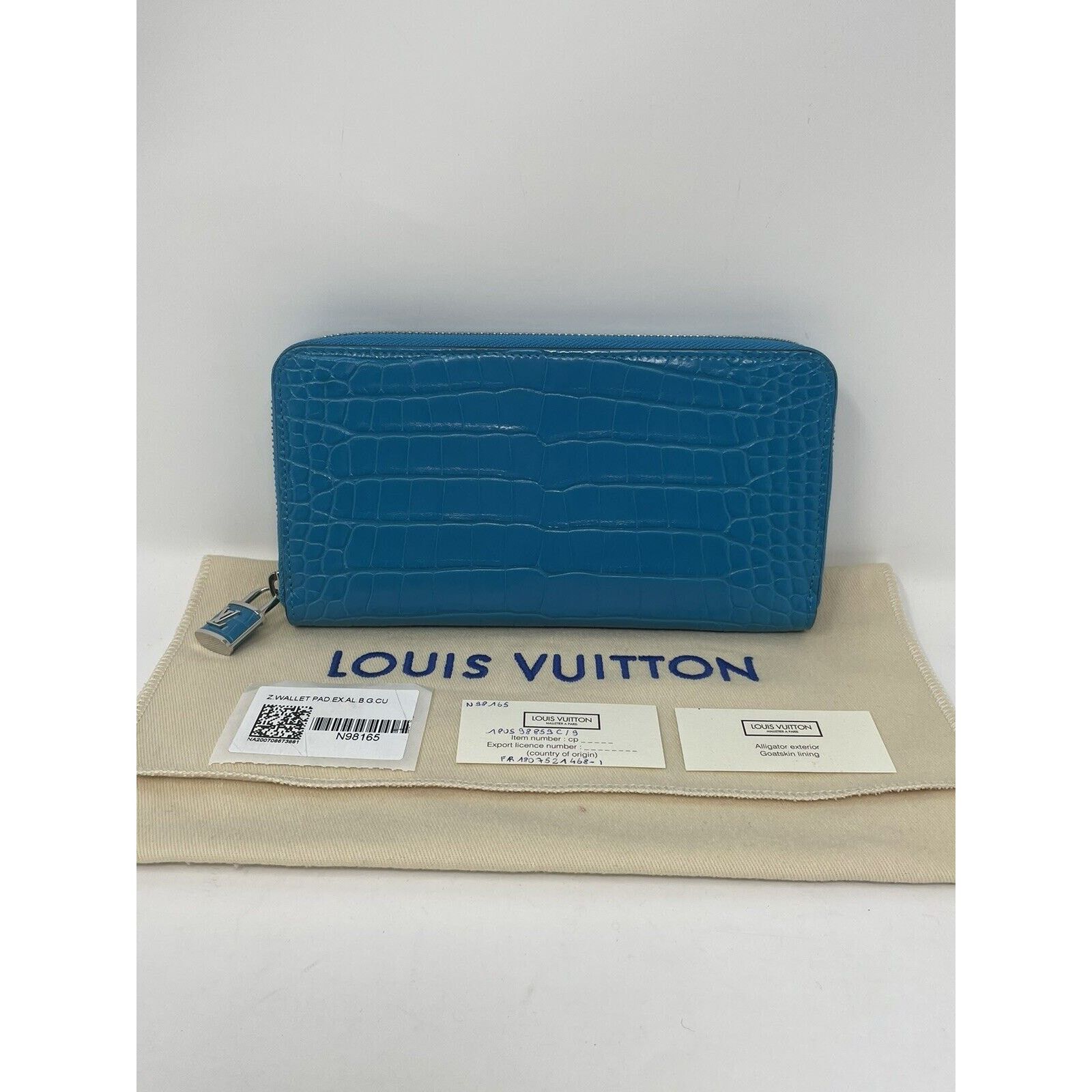 Louis Vuitton Alligator Zippy WalletLock Zipper Pull NEW Retail 7k N98165 Size ONE SIZE - 1 Thumbnail