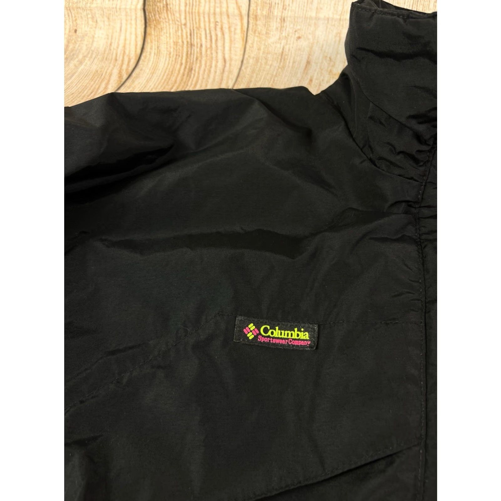 Vintage VINTAGE Columbia Whirlibird Jacket Women Long Sleeve Zip Black Large Waterproof Pocketed Model Ski Jacket Size L / US 10 / IT 46 - 6 Thumbnail