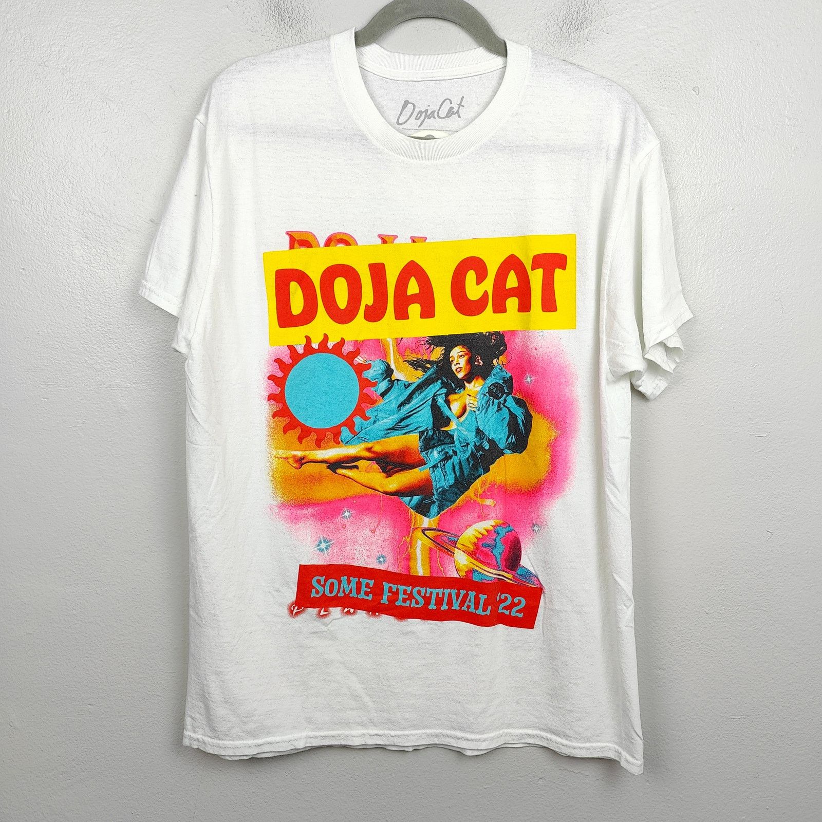 Other Doja Cat Coachella 2022 Graphic T-Shirt Size Large White Size US L / EU 52-54 / 3 - 1 Thumbnail