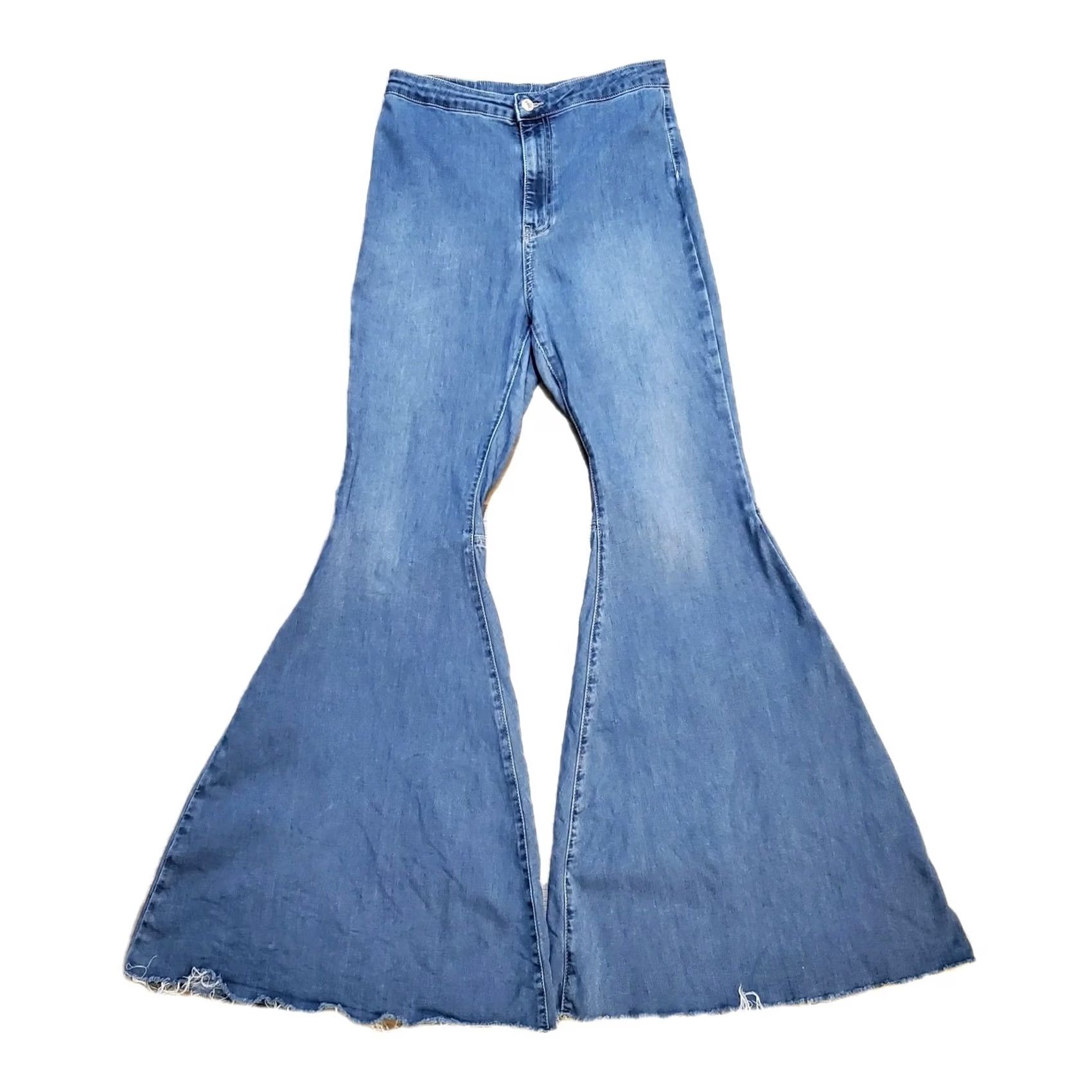 Free People VINTAGE Free People Just Float On Bell Bottom Flare Jeans Blue Inseam 33" Hippie Floral 60s 70s Women Mens Women Size 26" / US 2 / IT 38 - 5 Thumbnail