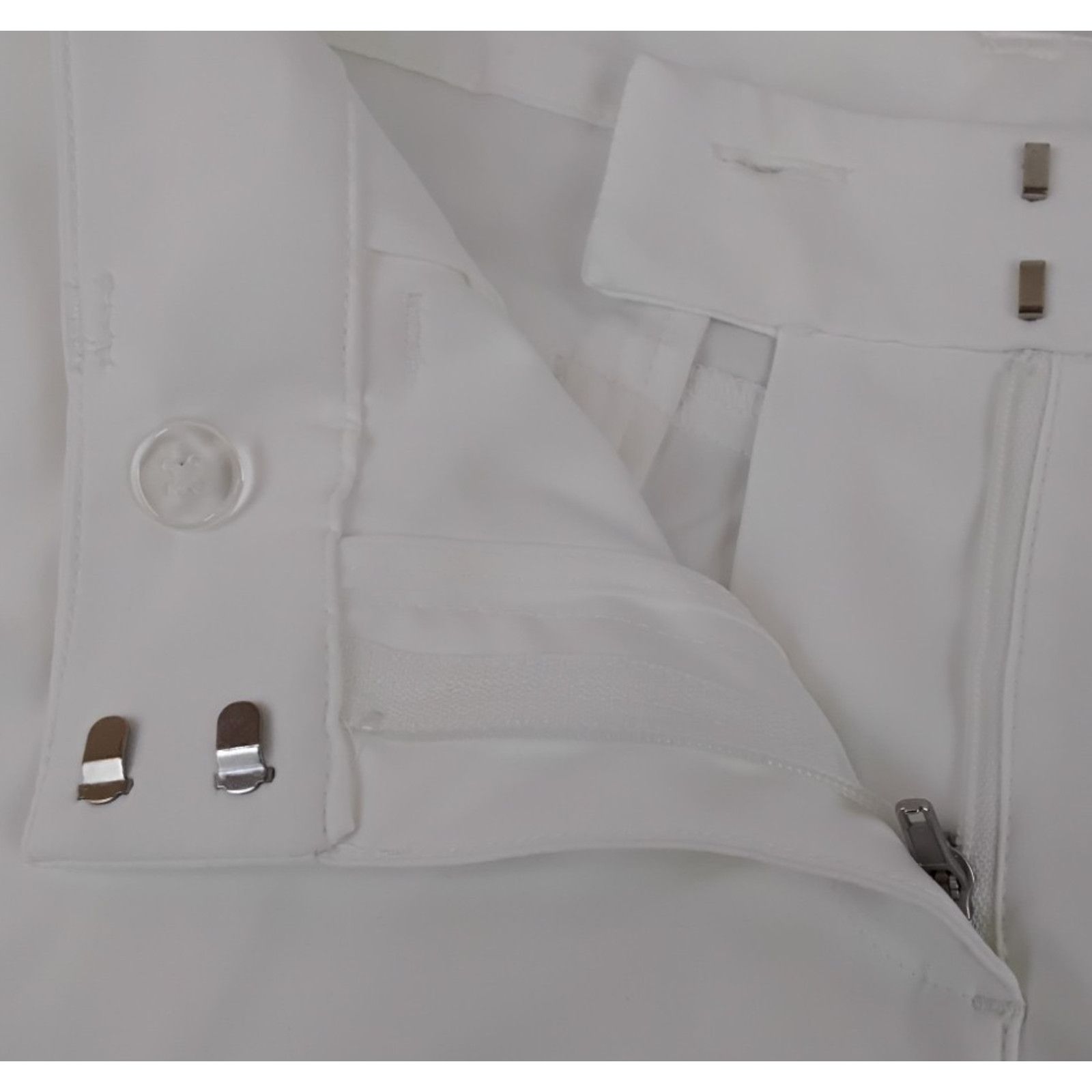 Nike Nike Golf Shorts Women's 8 White Performance Sportswear NWT Size 30" / US 8 / IT 44 - 4 Thumbnail