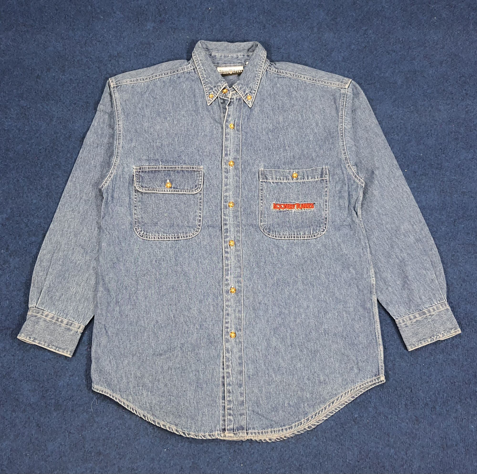 Vintage × Warner Bros Vintage Warner Bros. Studio Looney Tunes Embroidered Shirt Size US M / EU 48-50 / 2 - 4 Thumbnail