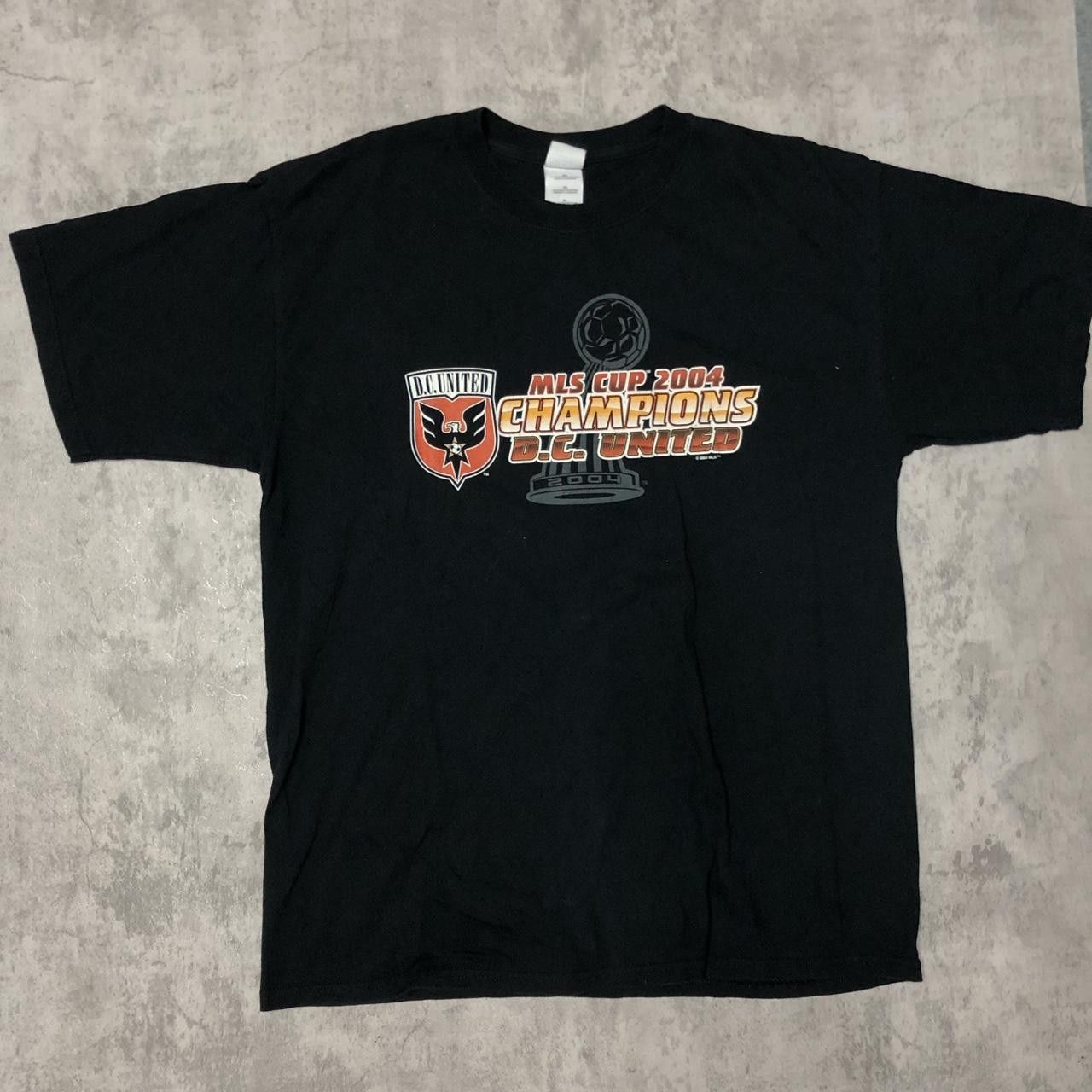 Gildan Black and orange vintage DC United 2004 MLS Size US XL / EU 56 / 4 - 1 Thumbnail