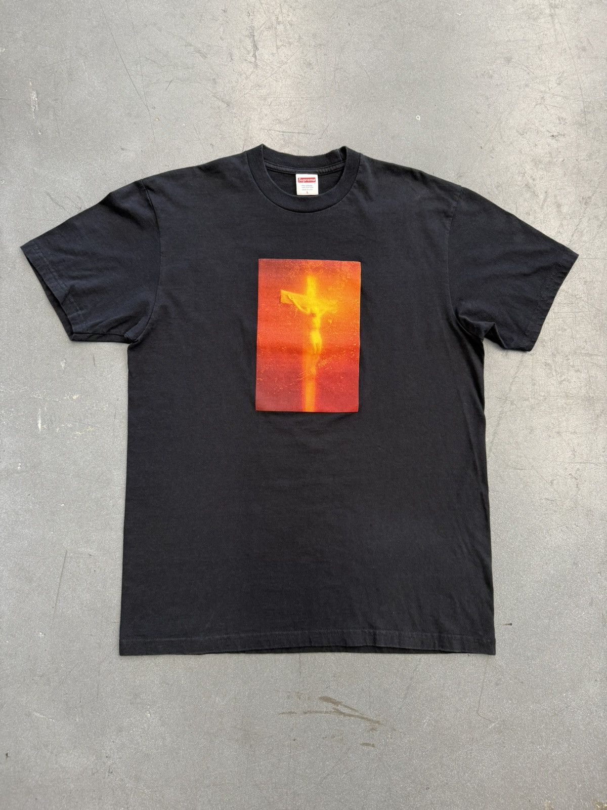 Supreme FW17 Supreme Piss Christ Tee Size US L / EU 52-54 / 3 - 1 Thumbnail