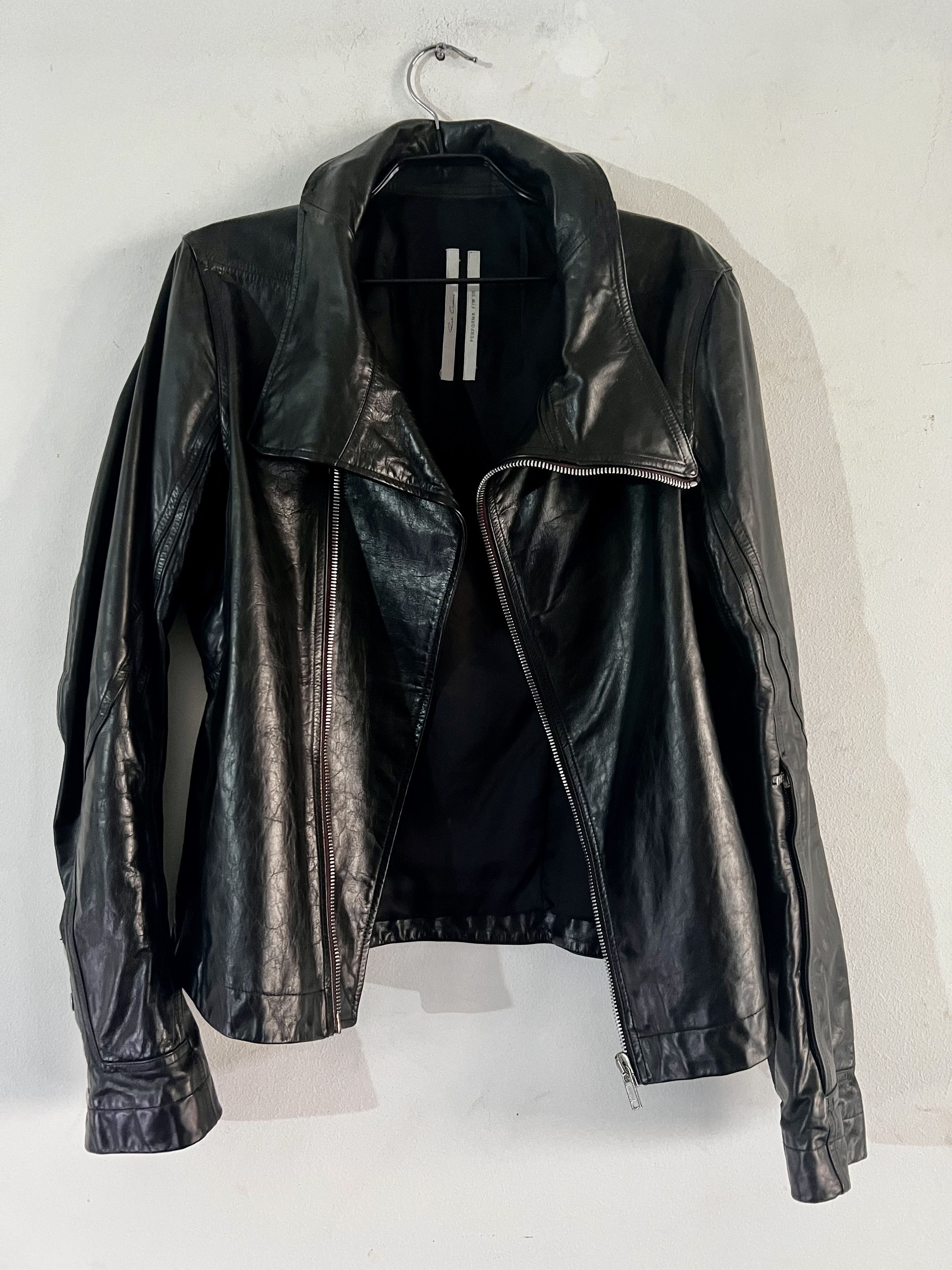 Rick Owens F/W 20 "PERFORMA" Asymmetrical Leather Biker Jacket Size US M / EU 48-50 / 2 - 13 Thumbnail