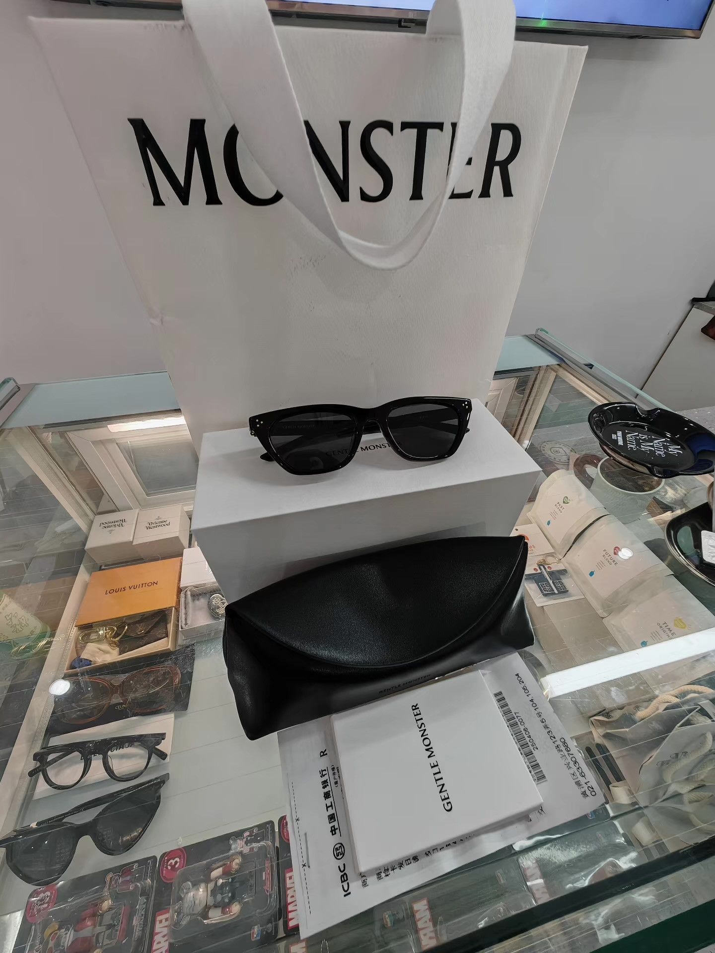 Gentle Monster GENTLE MONSTER Logo Sunglasses Brand New Q15 Size ONE SIZE - 1 Thumbnail