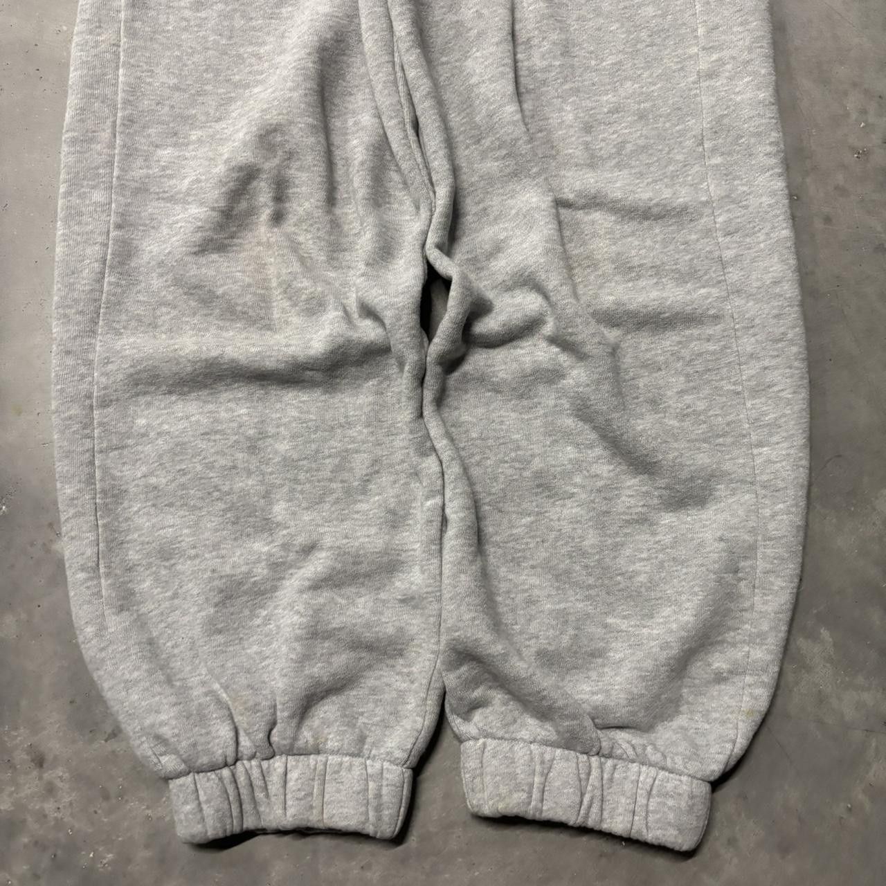 Japanese Brand × Vintage Crazy Vintage Y2K/2000s Light Grey Streetwear Essential Sweatpants! Size US 30 / EU 46 - 5 Thumbnail