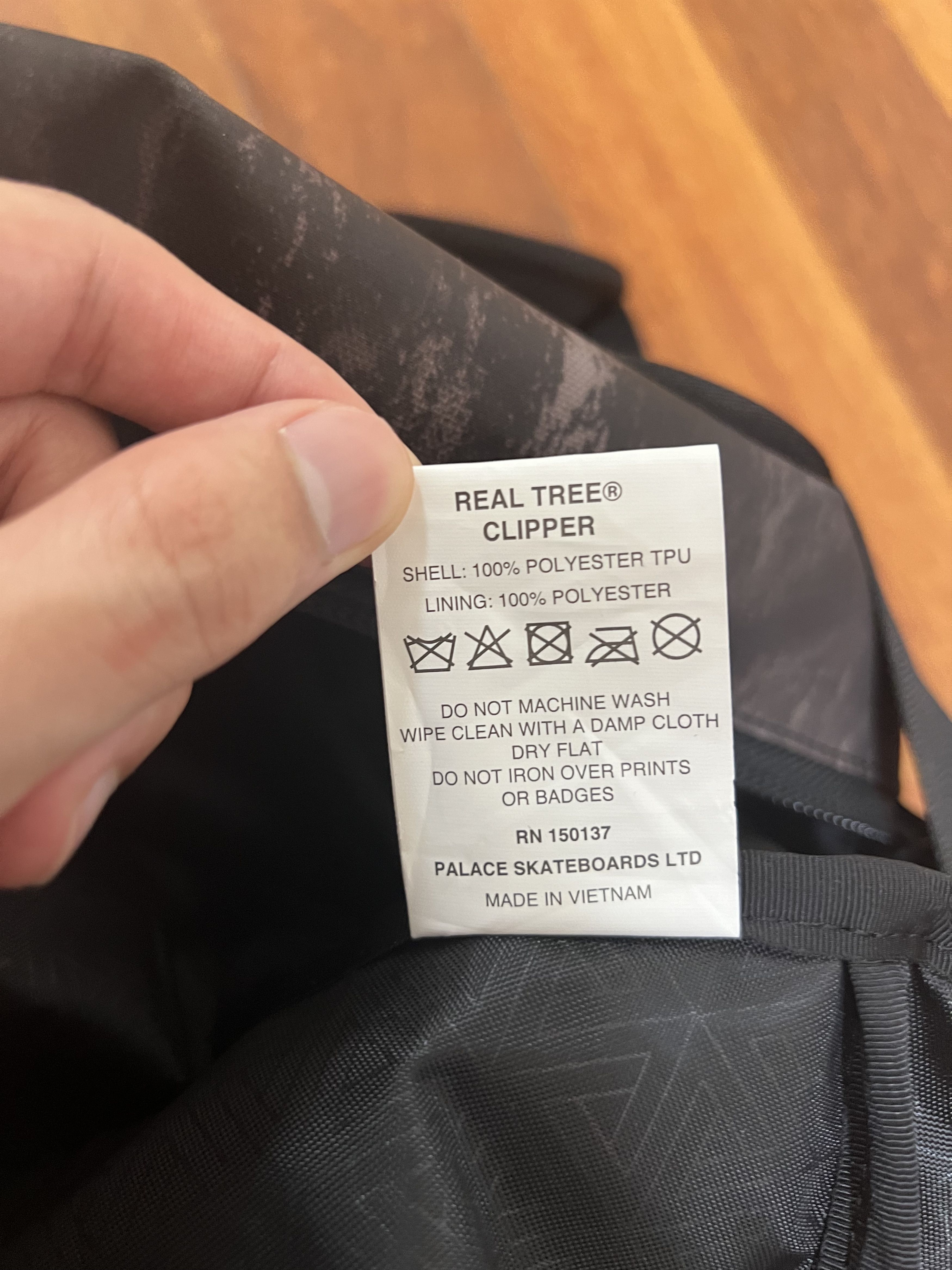 Palace 💚 2019 Palace Real Tree Clipper Duffel Black NEW Size ONE SIZE - 11 Thumbnail
