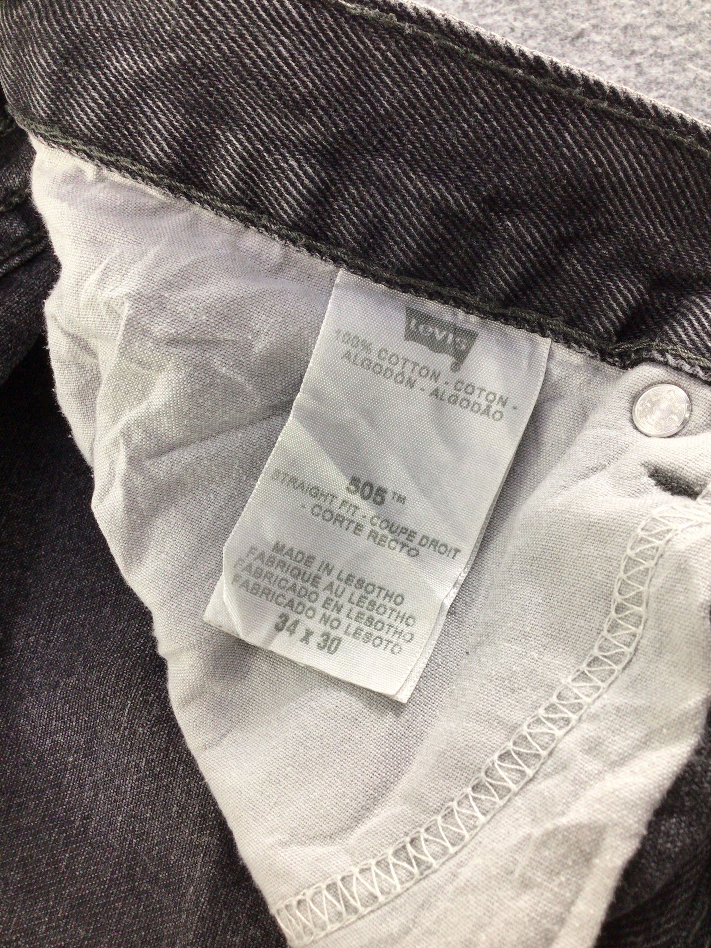 Levi's Vintage Levis 505 Jeans-J576 Size US 35 - 10 Thumbnail