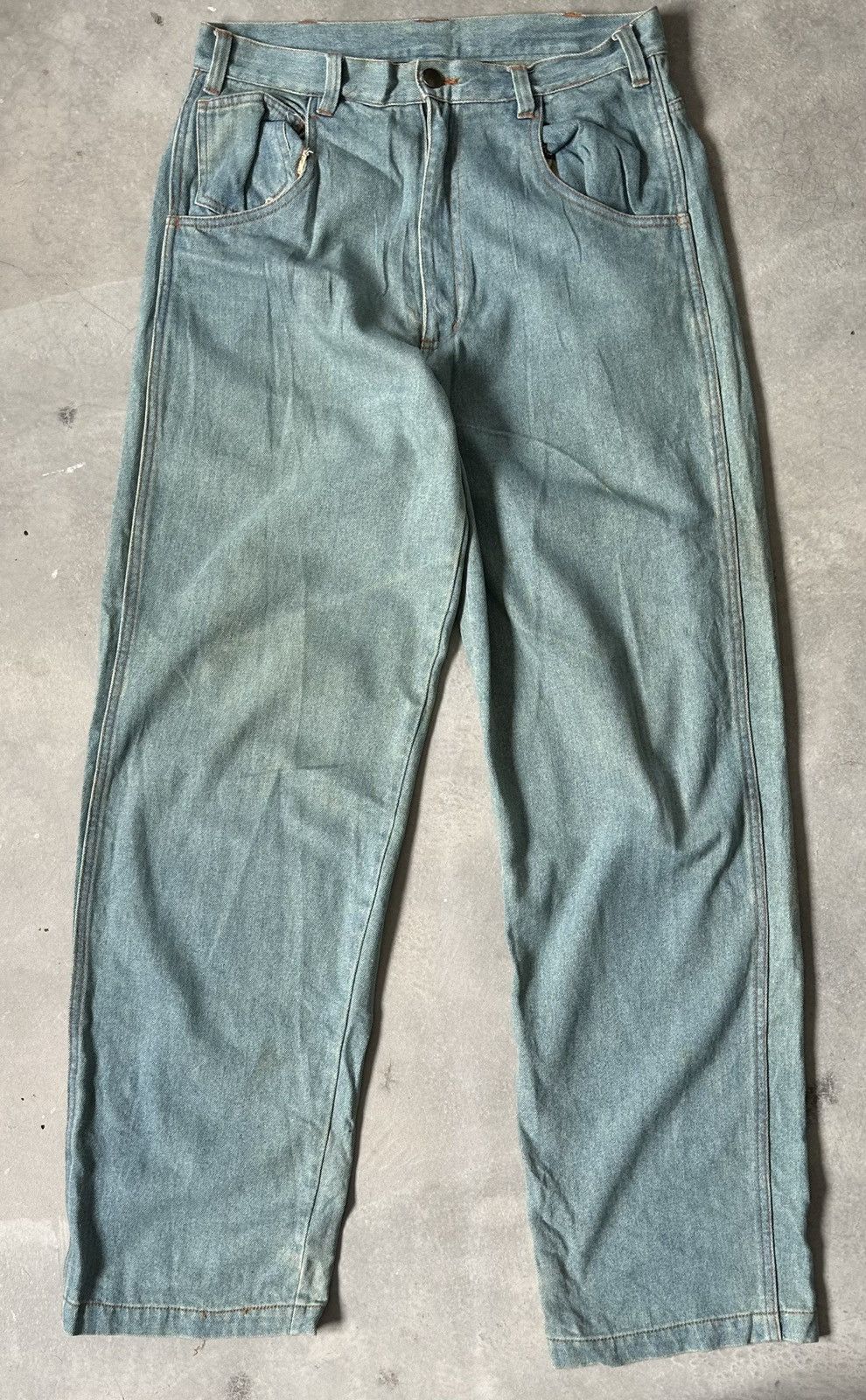 VINTAGE SHREDDERS BIG BACK POCKET JEANS