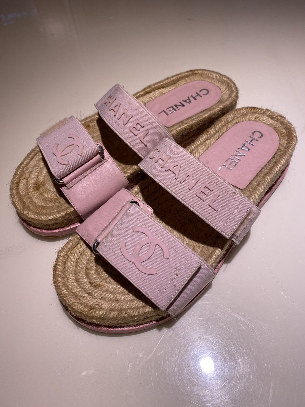 Chanel Chanel Leather Sandal Size US 5 / IT 35 - 1 Thumbnail