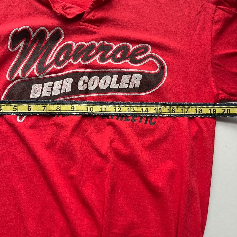 Designer Vintage Men's Monroe Beer Cooler Red T-Shirt Neck Large Size US S / EU 44-46 / 1 - 5 Thumbnail