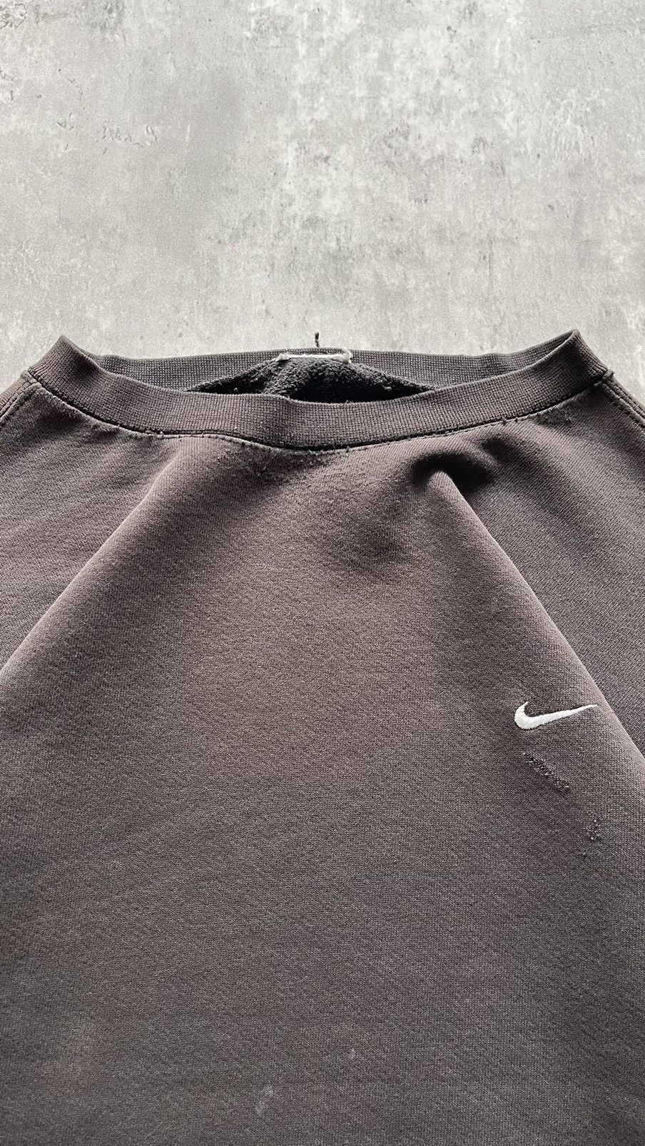 Nike × Vintage VINTAGE 2000S FADED NIKE SWOOSH SWEARSHIRT Size US XL / EU 56 / 4 - 5 Thumbnail