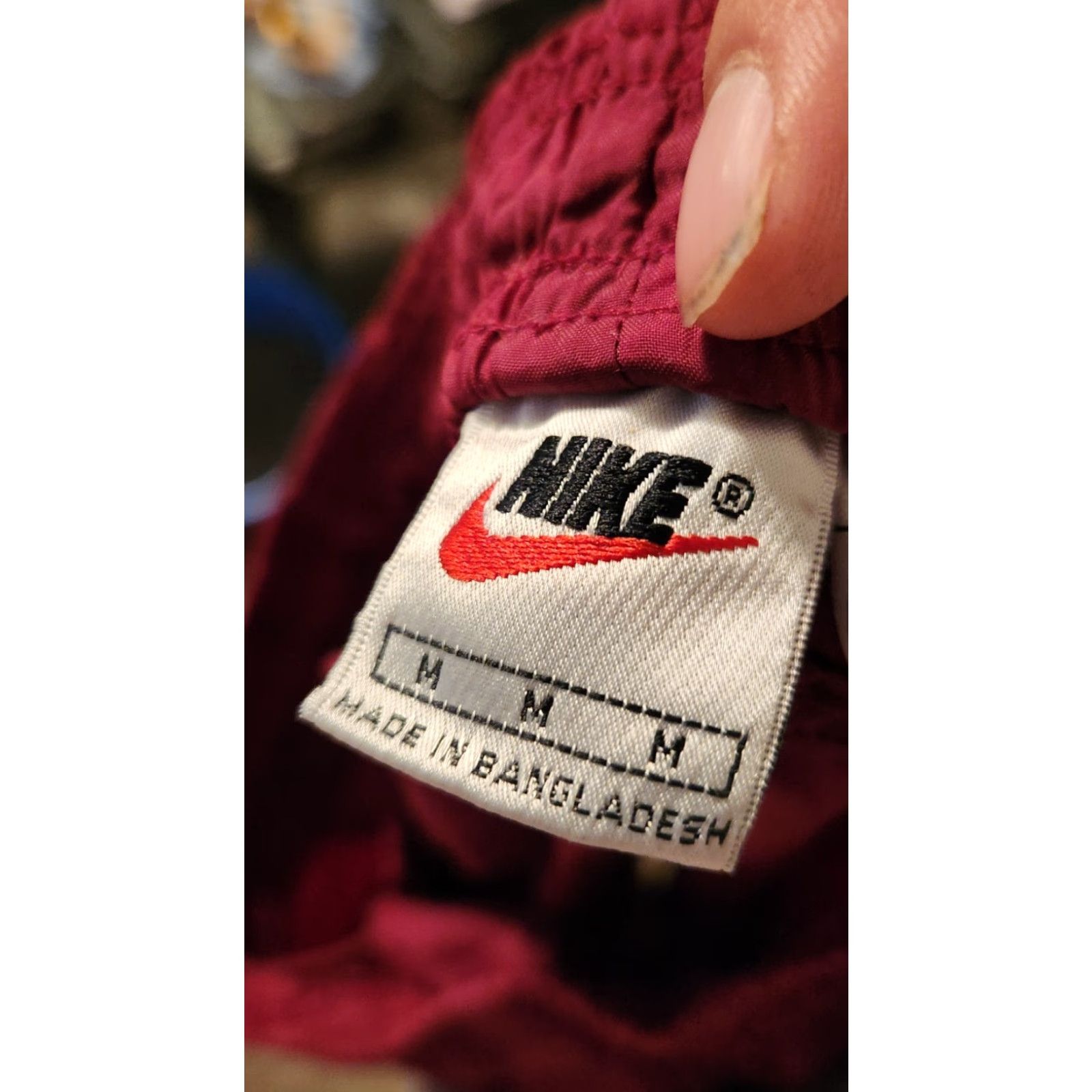 Nike VINTAGE Nike Team Sports Track Pants Men M Red Nylon Polyester Zip Leg Wind Pants 70s 80s Retro Sports Mens Size US 31 - 3 Thumbnail